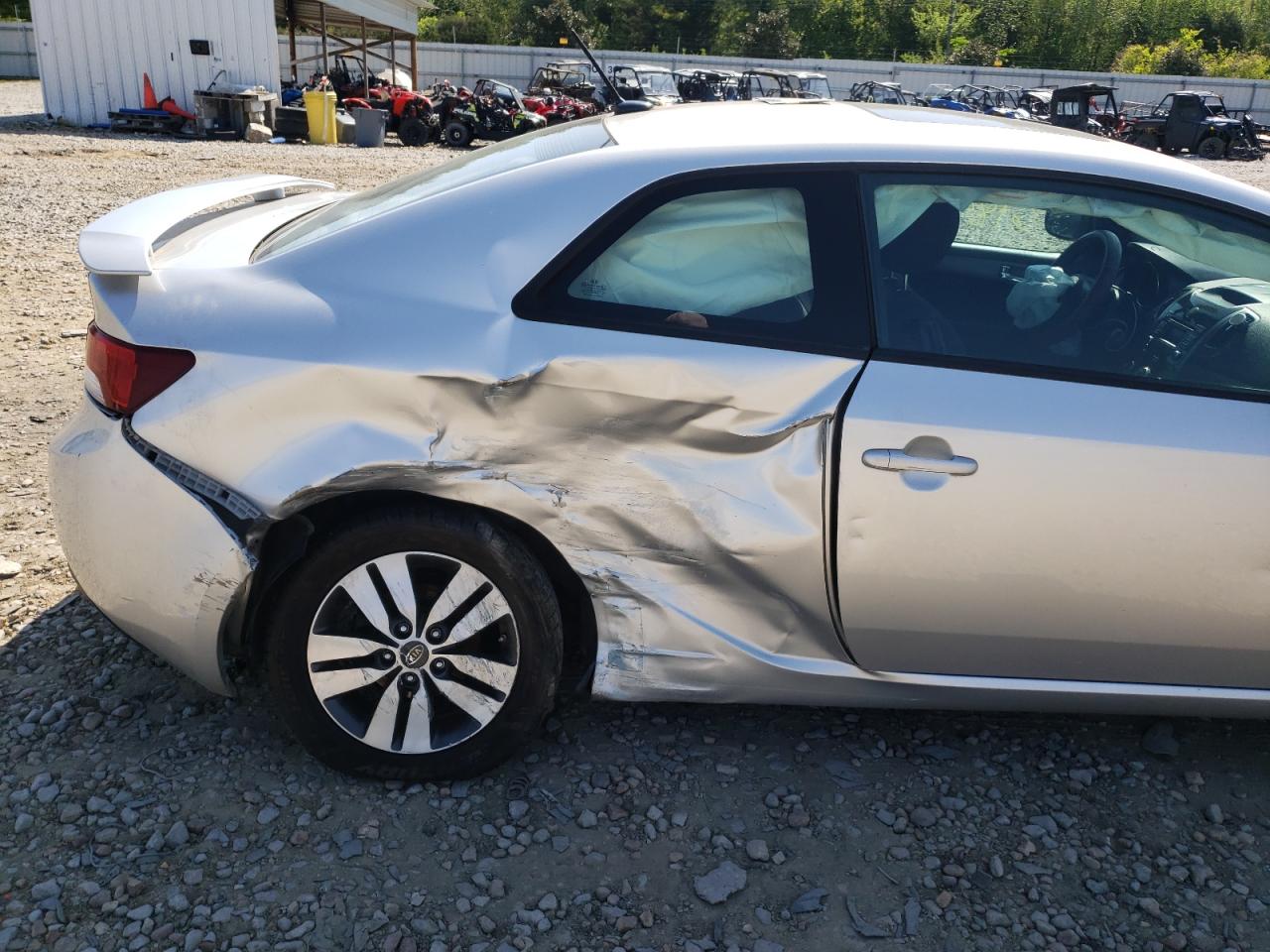 Photo 20 from auction – 2013 KIA FORTE EX with VIN KNAFU6A25D5743020