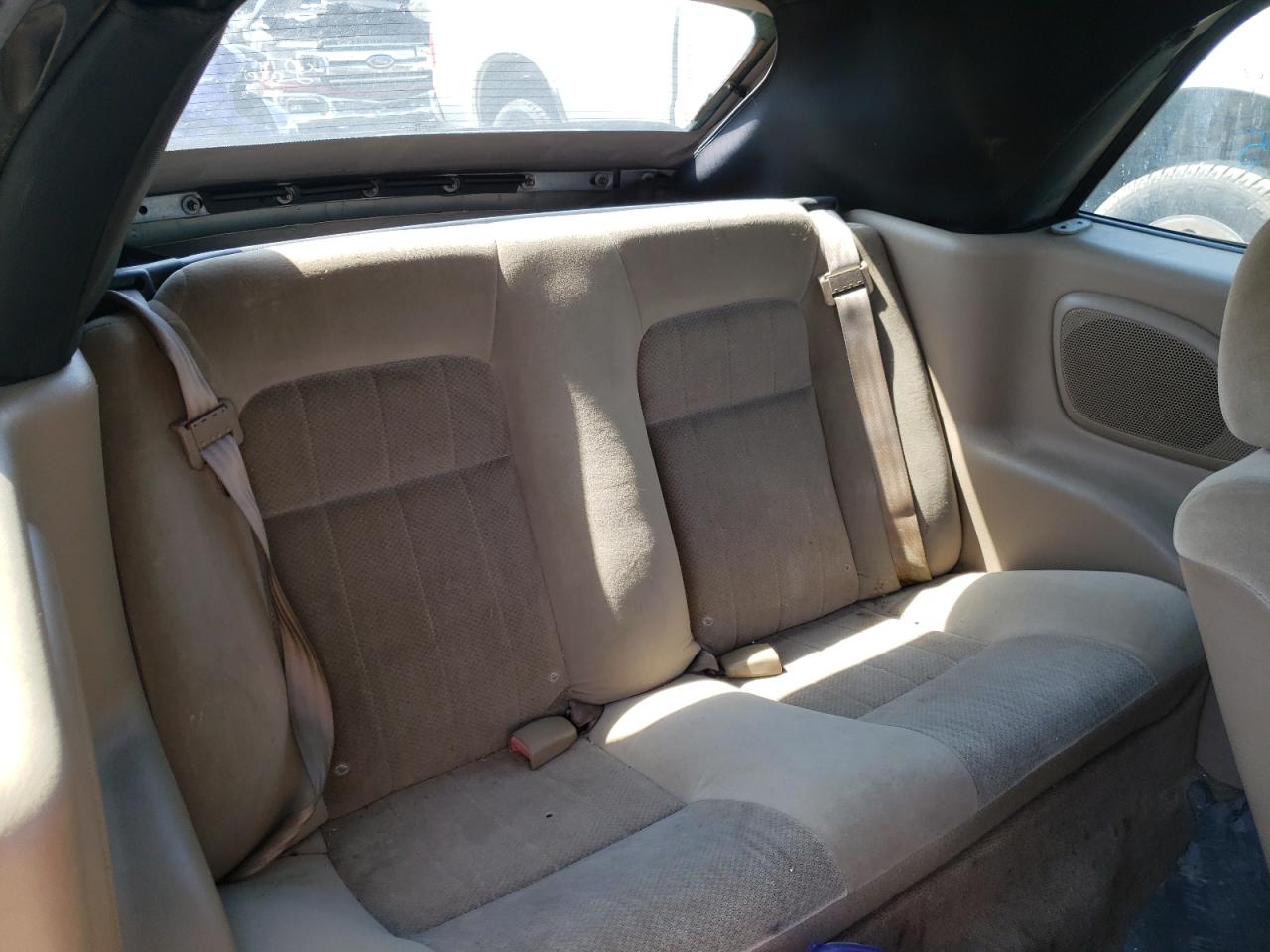 Photo 6 from auction – 2004 CHRYSLER SEBRING LX with VIN 1C3EL45X74N420913