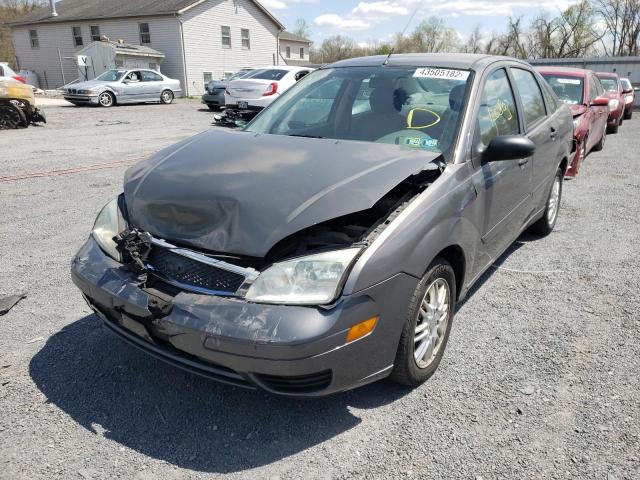 Photo 2 from auction – 2005 FORD FOCUS ZX4 with VIN 1FAFP34N65W185663