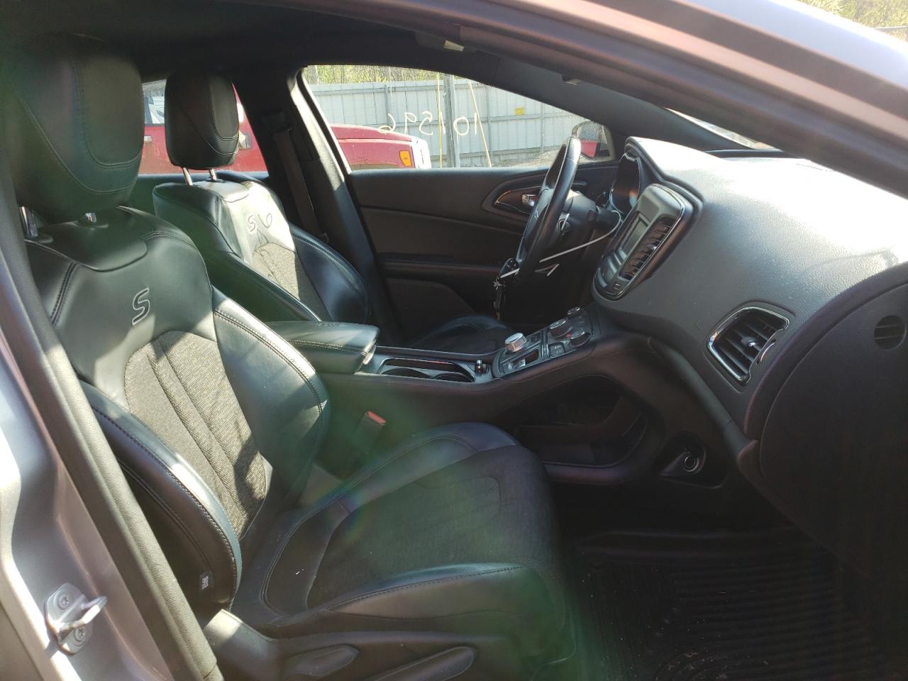 Photo 5 from auction – 2016 CHRYSLER 200 S with VIN 1C3CCCBB8GN127746