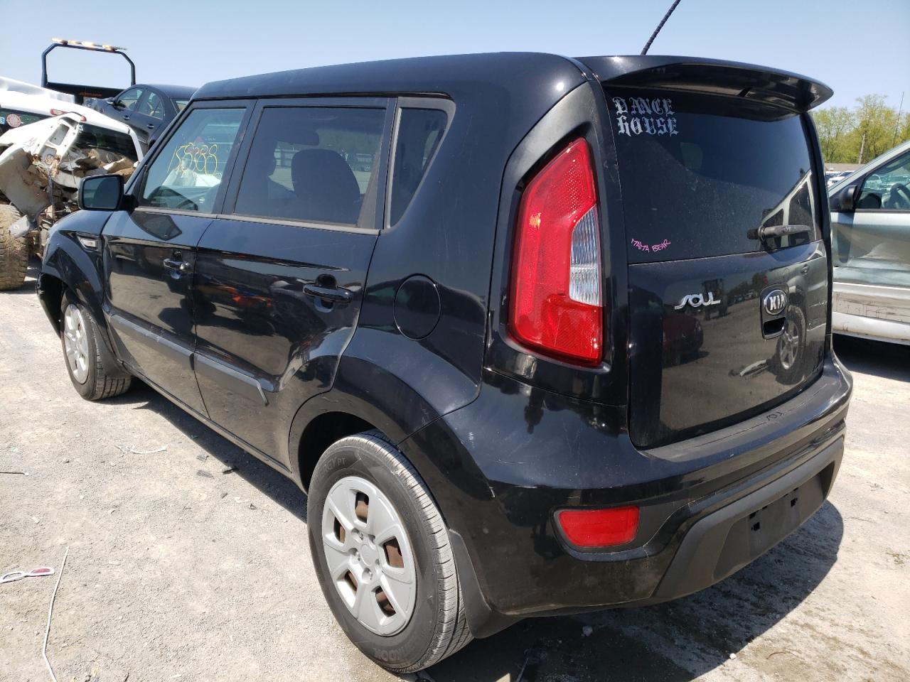 Photo 3 from auction – 2013 KIA SOUL with VIN KNDJT2A58D7513530