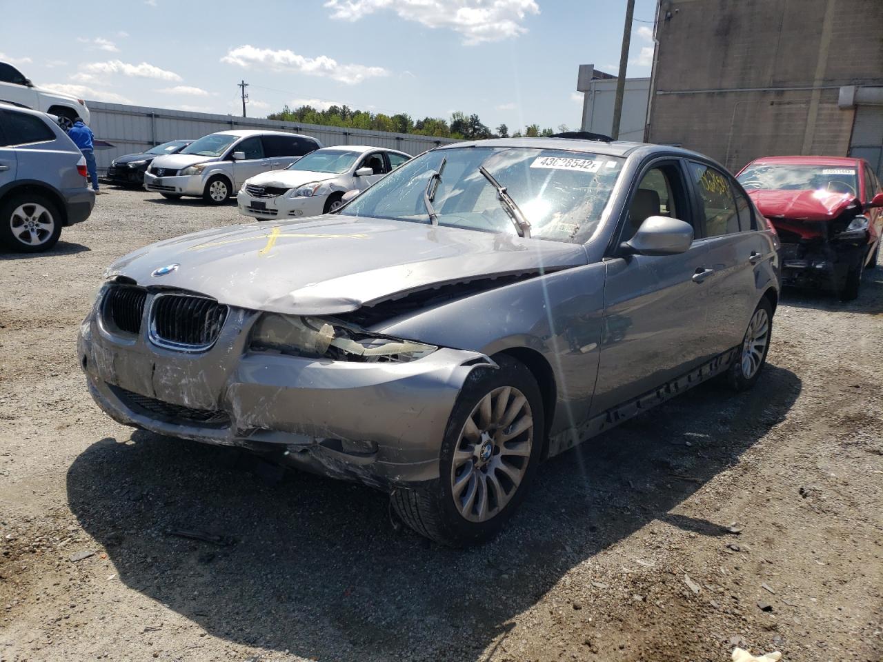Photo 2 from auction – 2009 BMW 328 I with VIN WBAPH73589A173065