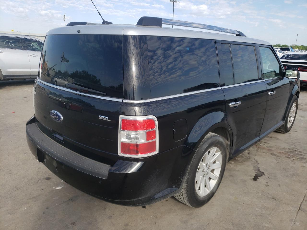 Photo 4 from auction – 2011 FORD FLEX SEL with VIN 2FMGK5CC4BBD27154