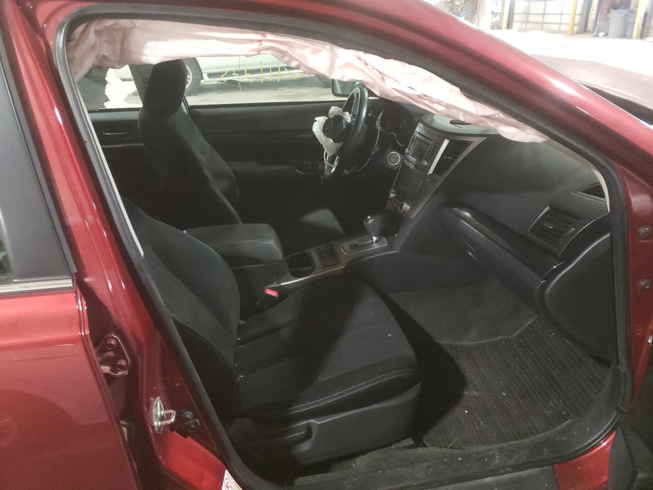 Photo 5 from auction – 2014 SUBARU LEGACY 2.5 with VIN 4S3BMCH66E3010464
