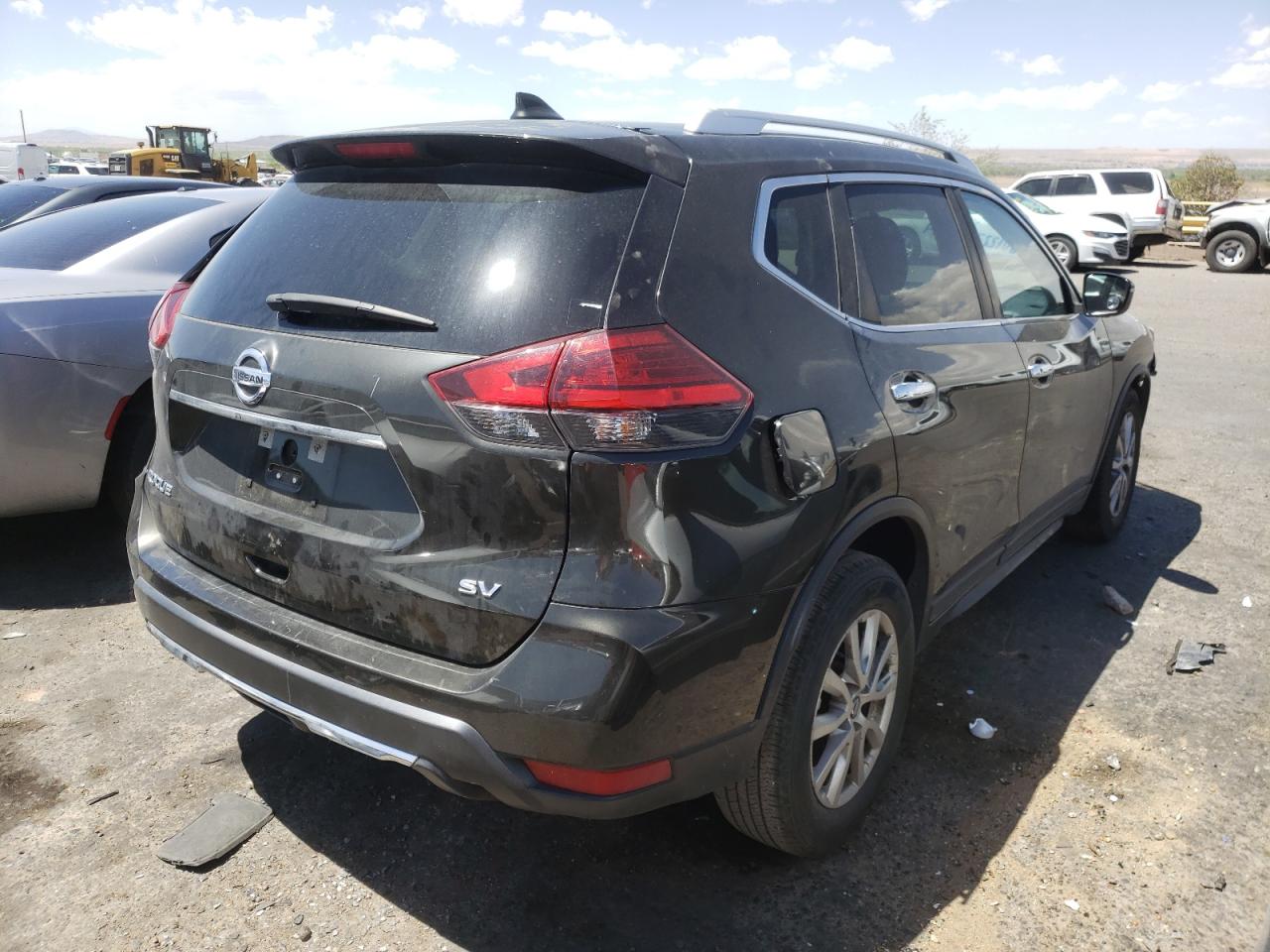 Photo 4 from auction – 2017 NISSAN ROGUE S with VIN KNMAT2MT9HP516761