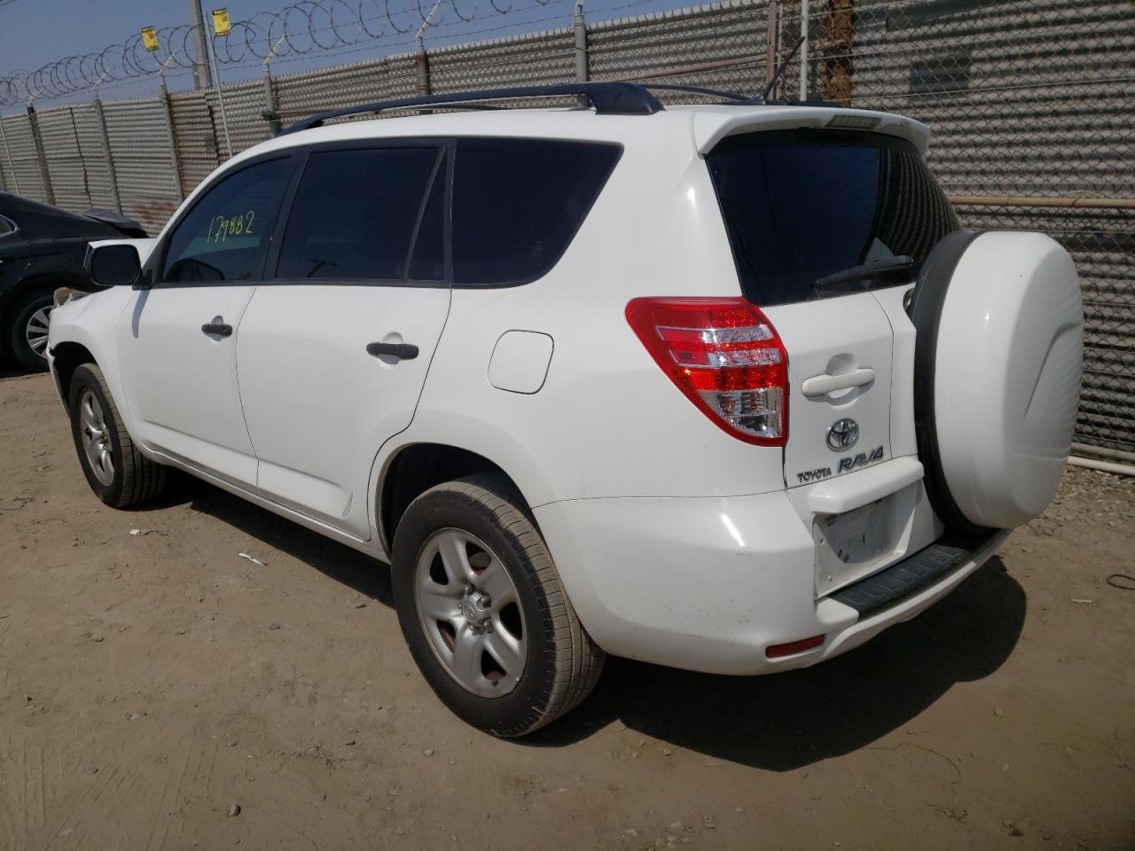 Photo 3 from auction – 2010 TOYOTA RAV4 with VIN JTMKF4DV4A5025184