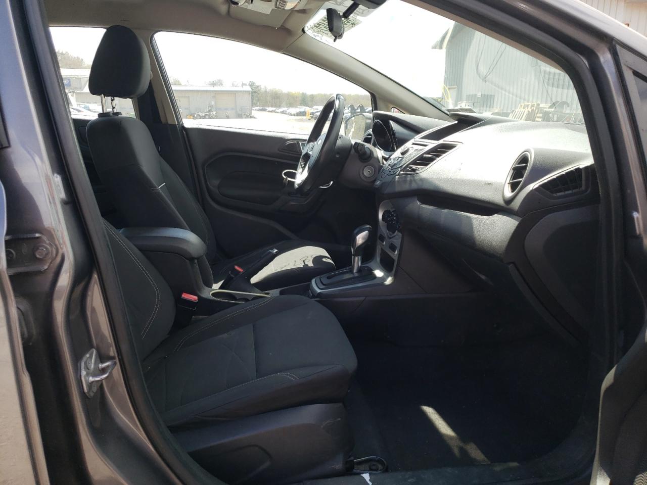 Photo 5 from auction – 2014 FORD FIESTA SE with VIN 3FADP4BJ5EM114595