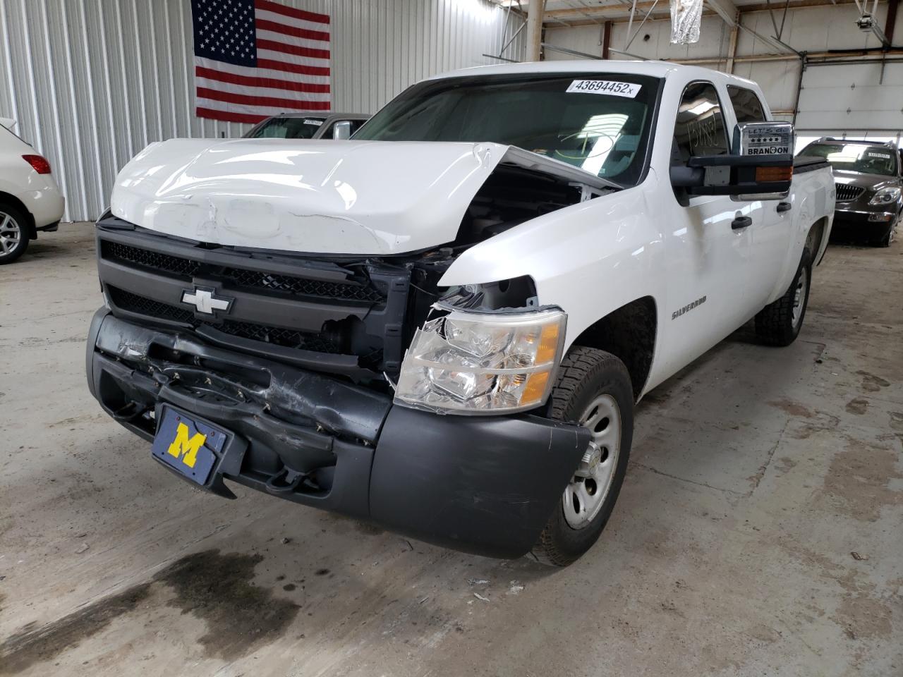 Photo 2 from auction – 2011 CHEVROLET SILVERADO with VIN 1GCPKPE31BF204312
