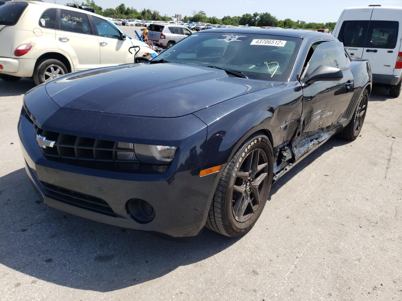 Photo 2 from auction – 2013 CHEVROLET CAMARO LS with VIN 2G1FA1E37D9177438