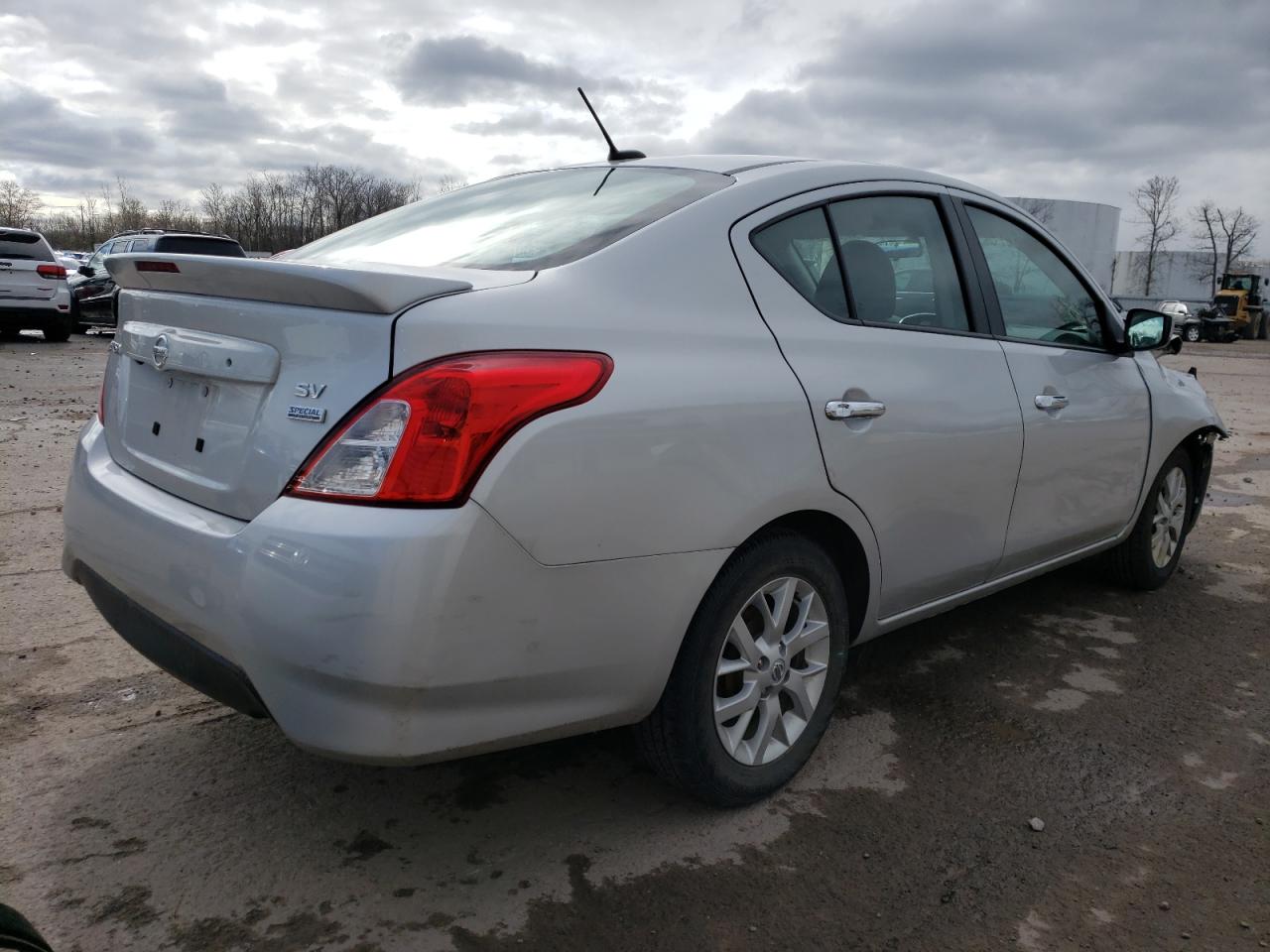 Photo 4 from auction – 2018 NISSAN VERSA S with VIN 3N1CN7AP4JL854595