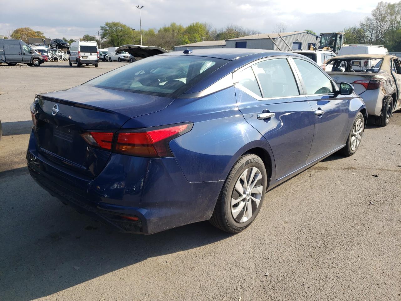 Photo 4 from auction – 2020 NISSAN ALTIMA S with VIN 1N4BL4BV5LC215396