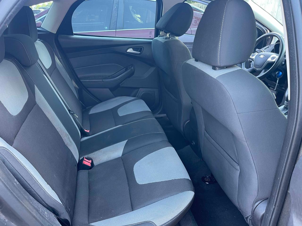 Photo 6 from auction – 2014 FORD FOCUS SE with VIN 1FADP3K25EL115234