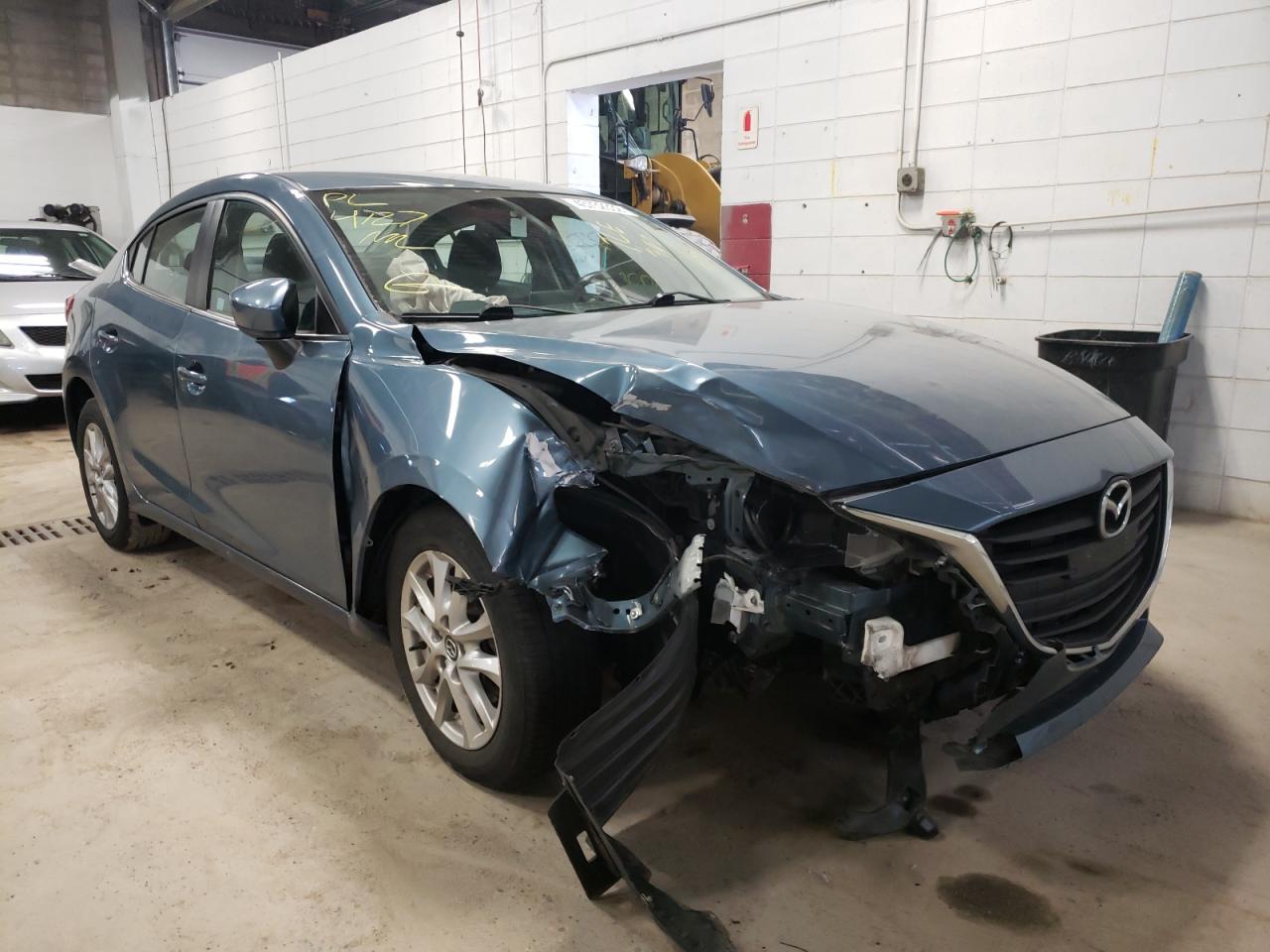 Photo 1 from auction – 2016 MAZDA 3 SPORT with VIN JM1BM1U76G1295538