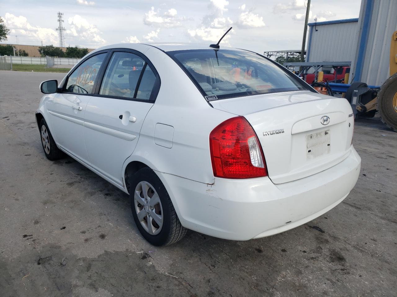 Photo 3 from auction – 2011 HYUNDAI ACCENT GLS with VIN KMHCN4AC4BU604141