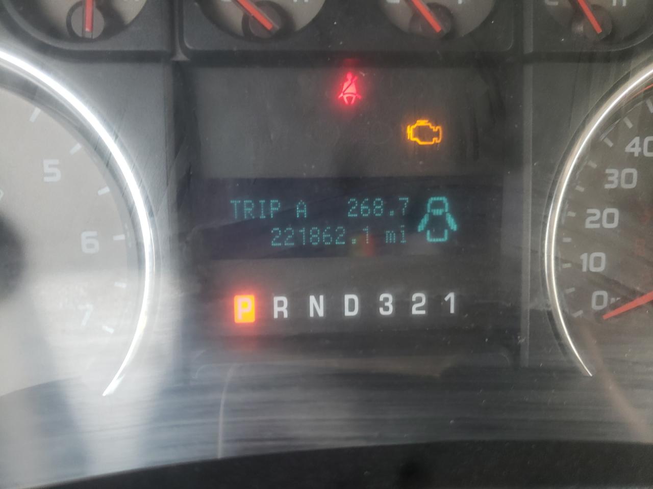 Photo 8 from auction – 2010 FORD F150 with VIN 1FTNF1EV0AKA96782