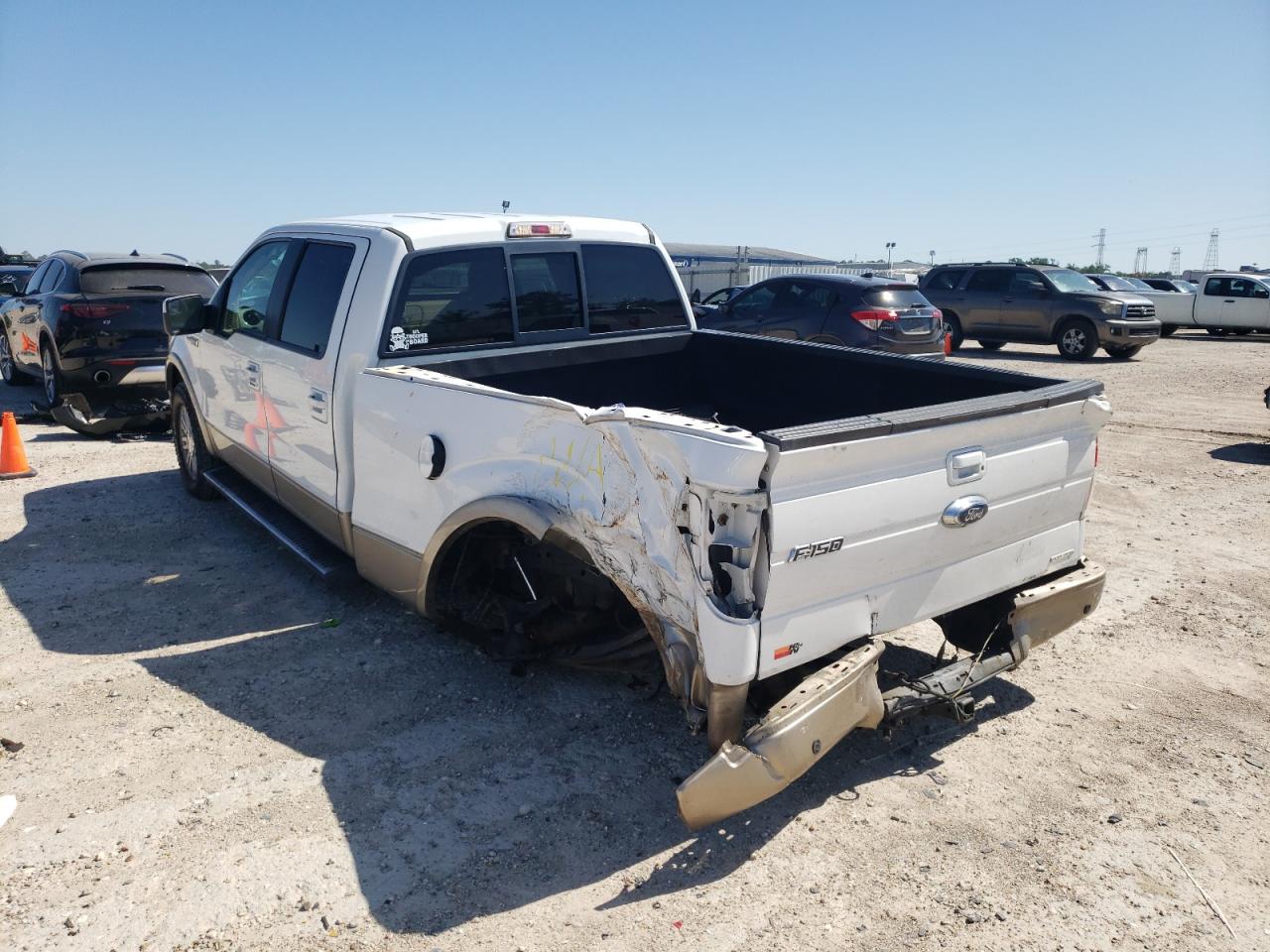 Photo 12 from auction – 2011 FORD F150 SUPER with VIN 1FTFW1EF1BFA33231