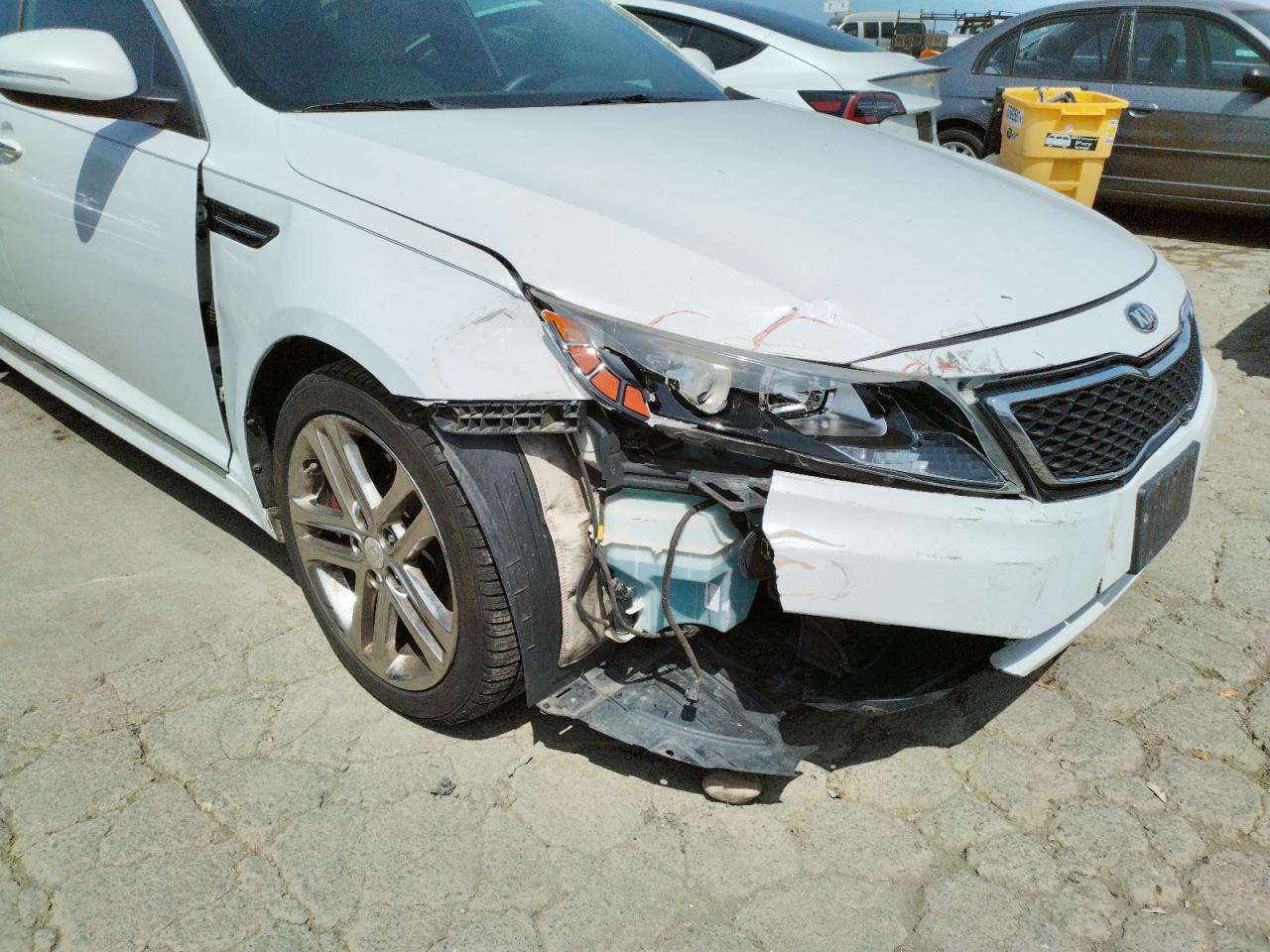 Photo 9 from auction – 2013 KIA OPTIMA SX with VIN 5XXGR4A64DG233074