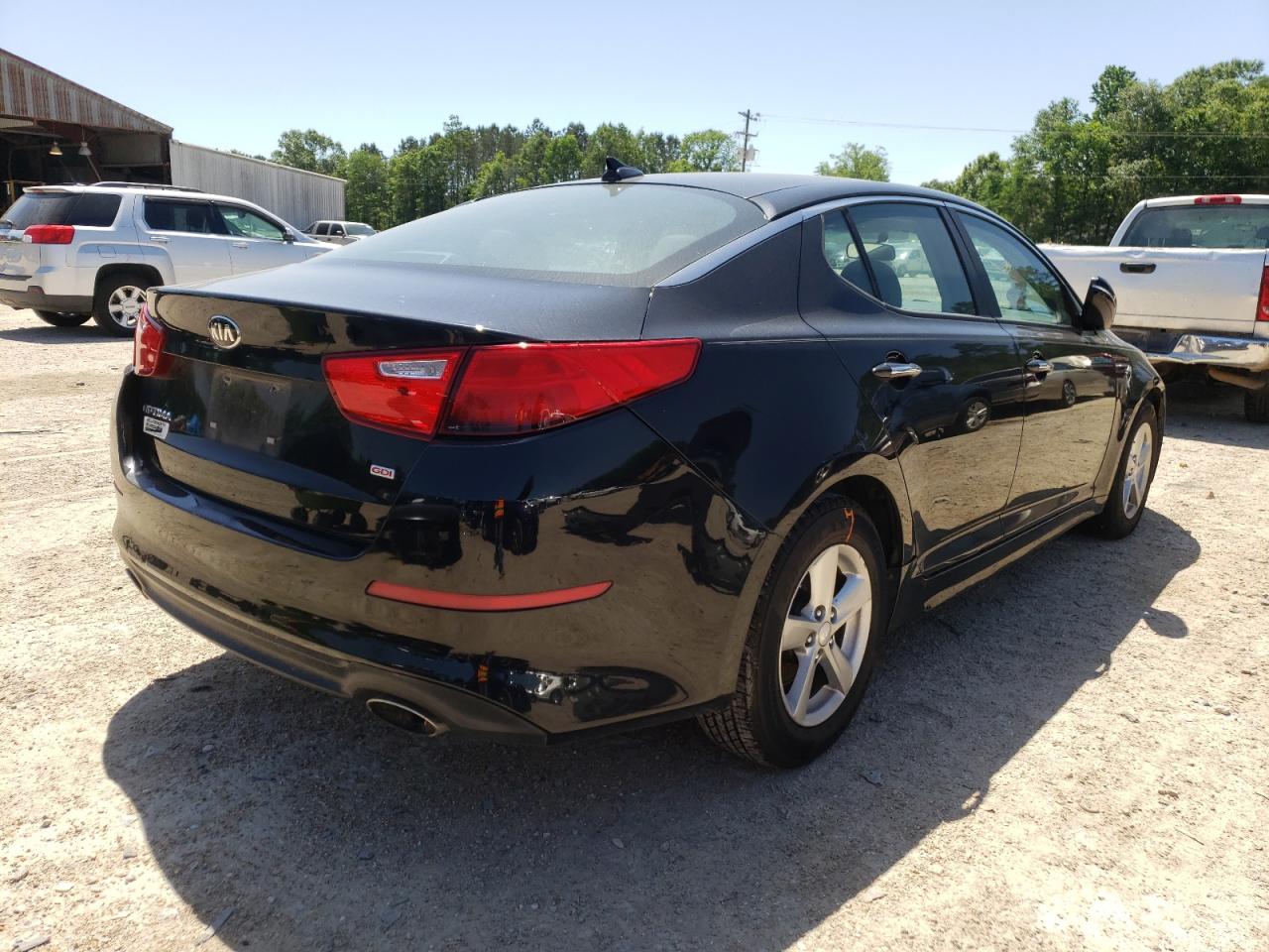 Photo 4 from auction – 2015 KIA OPTIMA LX with VIN 5XXGM4A73FG381789