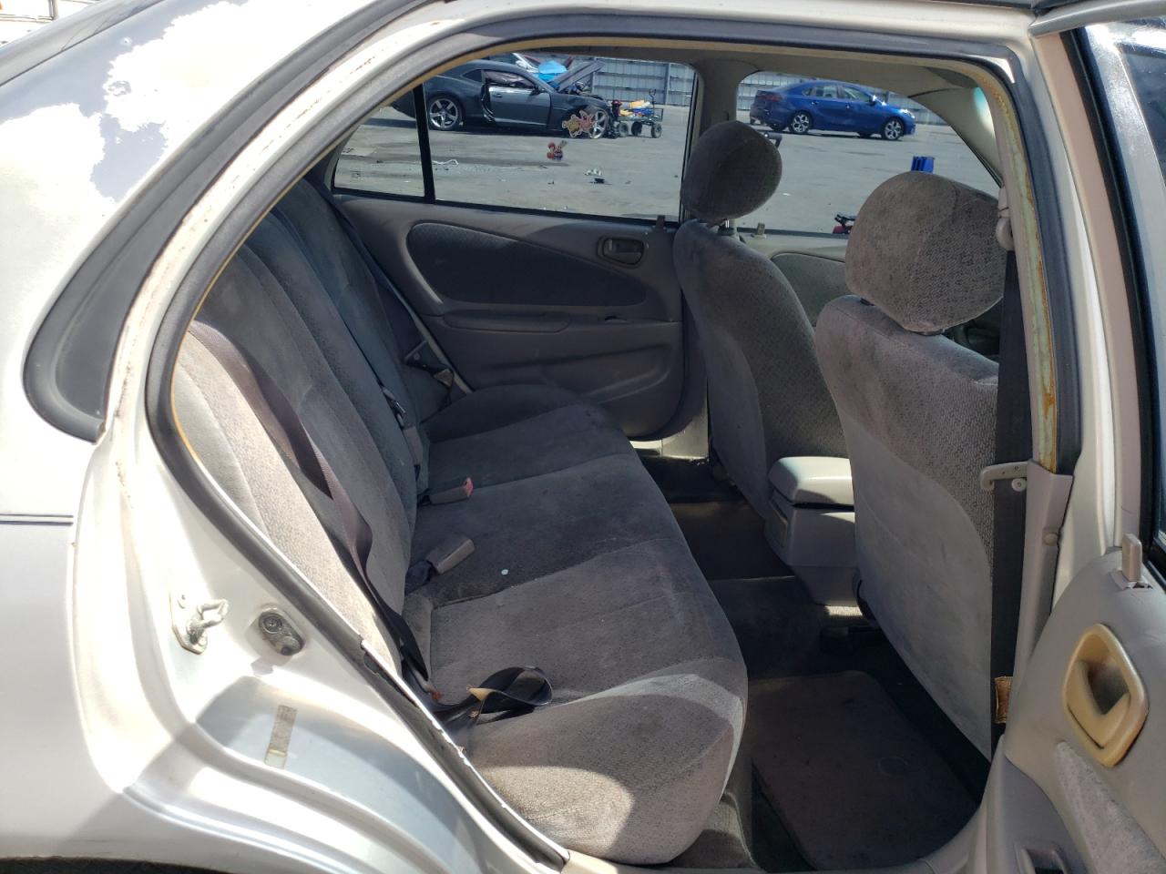 Photo 6 from auction – 2000 TOYOTA COROLLA VE with VIN 2T1BR12E6YC281364