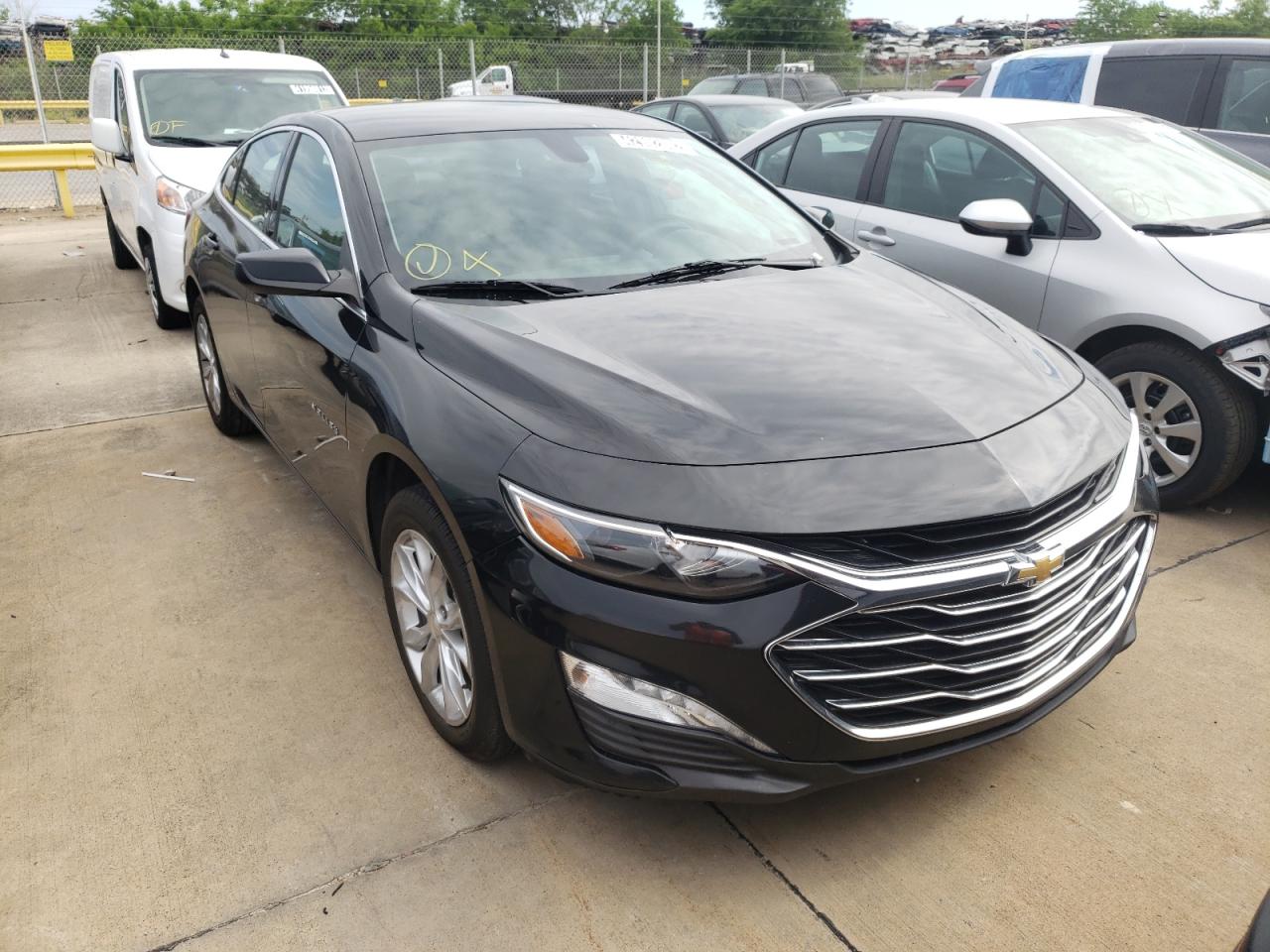 CHEVROLET MALIBU LT 2020 with VIN 1G1ZD5ST5LF032209 - Photo from auction