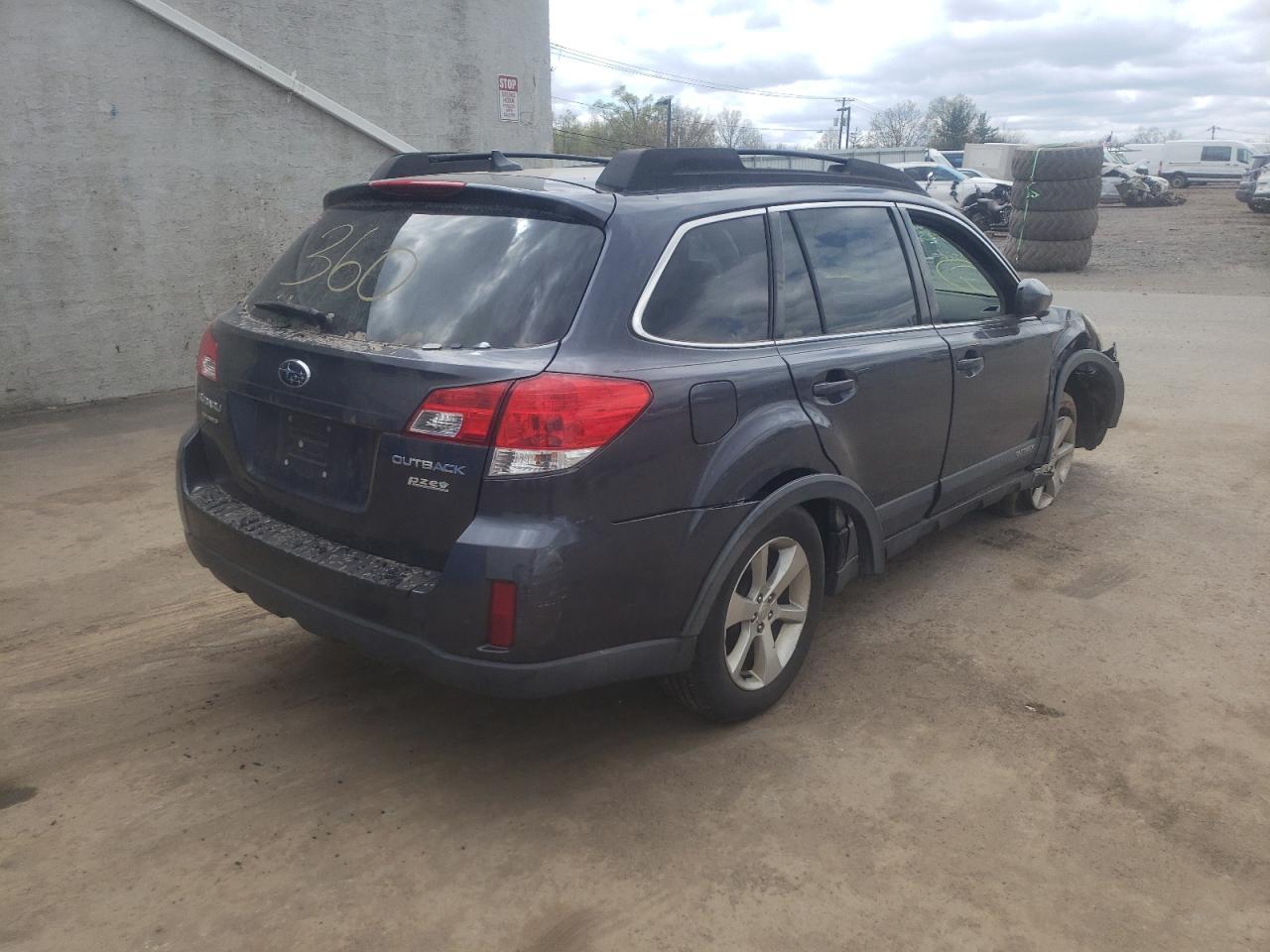Photo 4 from auction – 2013 SUBARU OUTBACK 2. with VIN 4S4BRBKC7D3227476