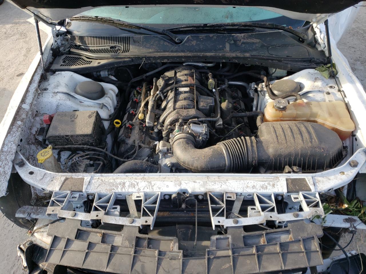 Photo 7 from auction – 2019 DODGE CHALLENGER with VIN 2C3CDZBT0KH606396
