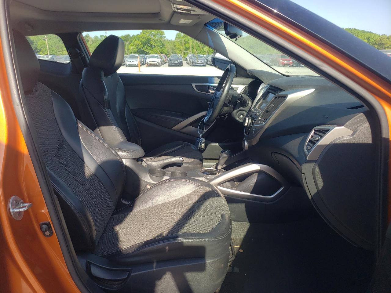 Photo 5 from auction – 2012 HYUNDAI VELOSTER with VIN KMHTC6AD9CU067584