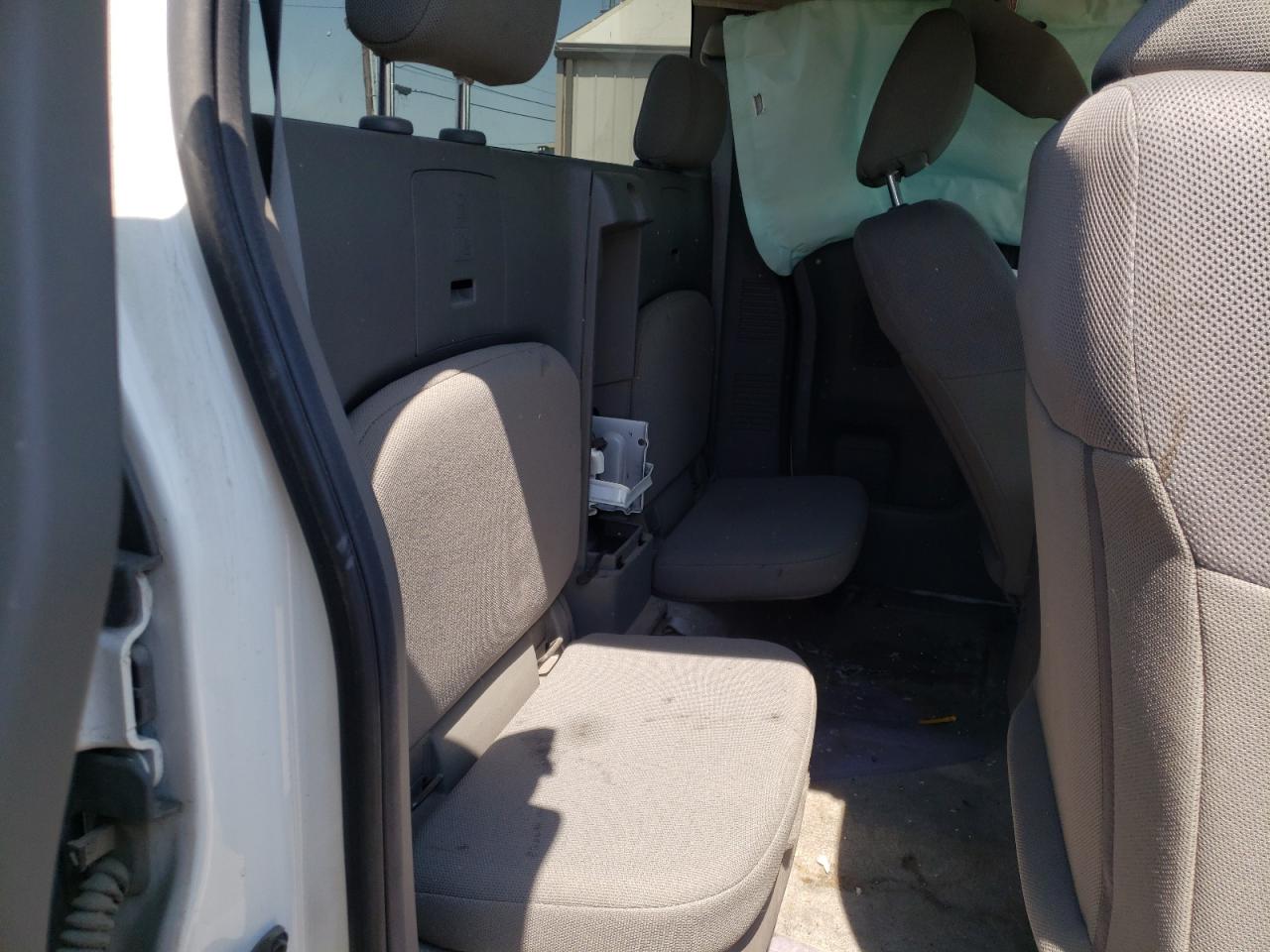 Photo 6 from auction – 2015 NISSAN FRONTIER S with VIN 1N6BD0CT0FN762739