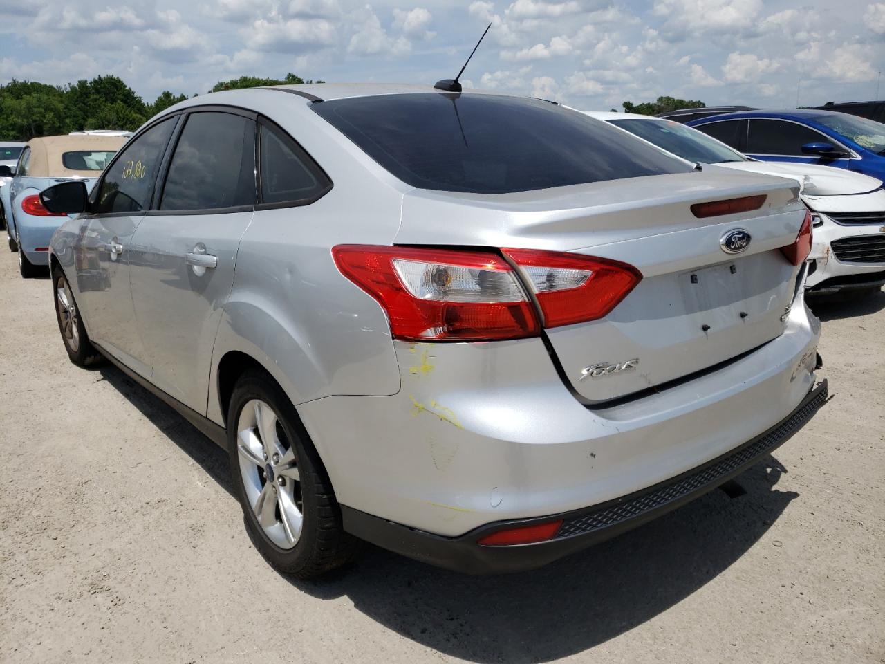 Photo 3 from auction – 2014 FORD FOCUS SE with VIN 1FADP3F23EL115453