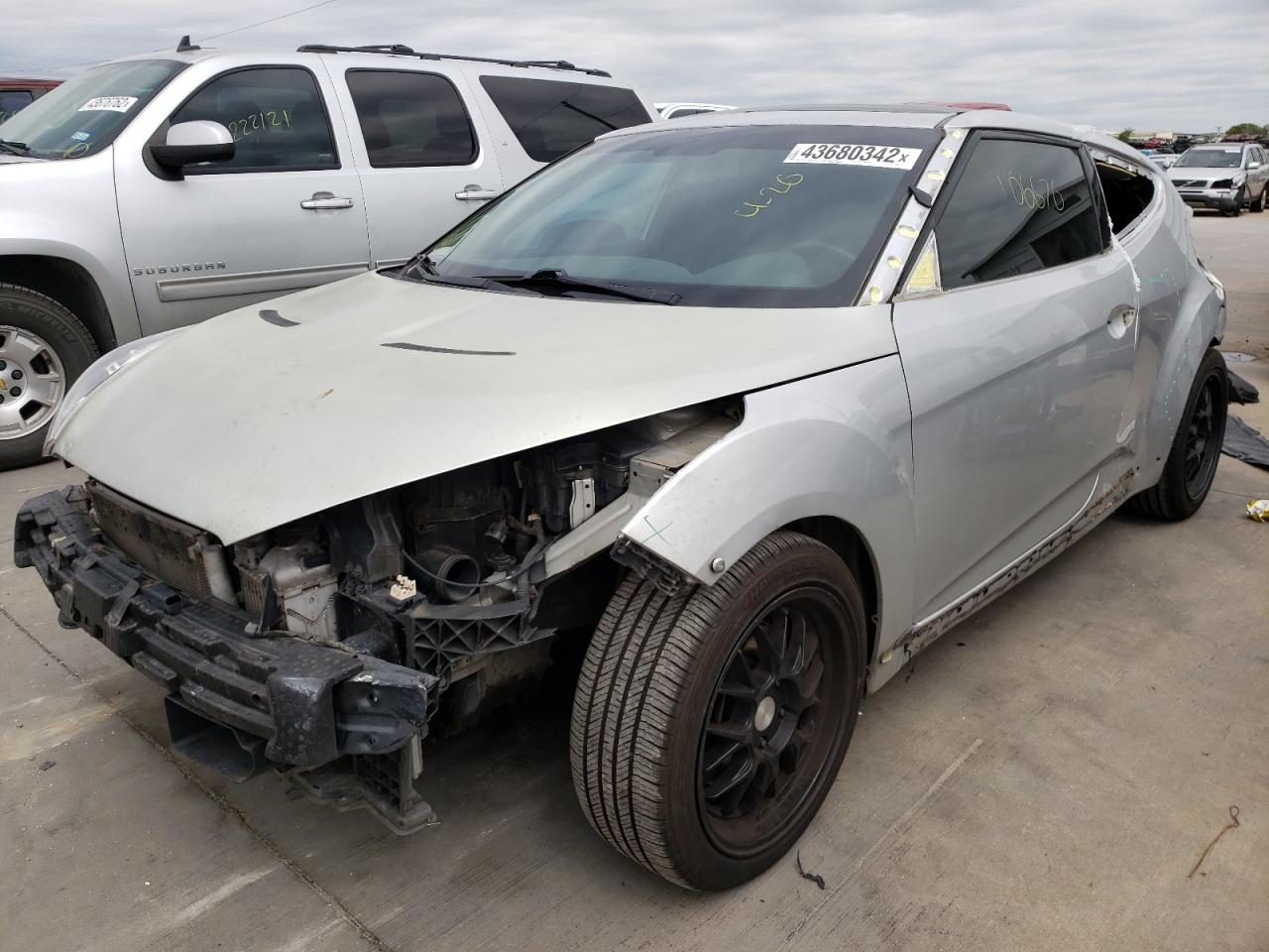 Photo 2 from auction – 2013 HYUNDAI VELOSTER T with VIN KMHTC6AE4DU108844