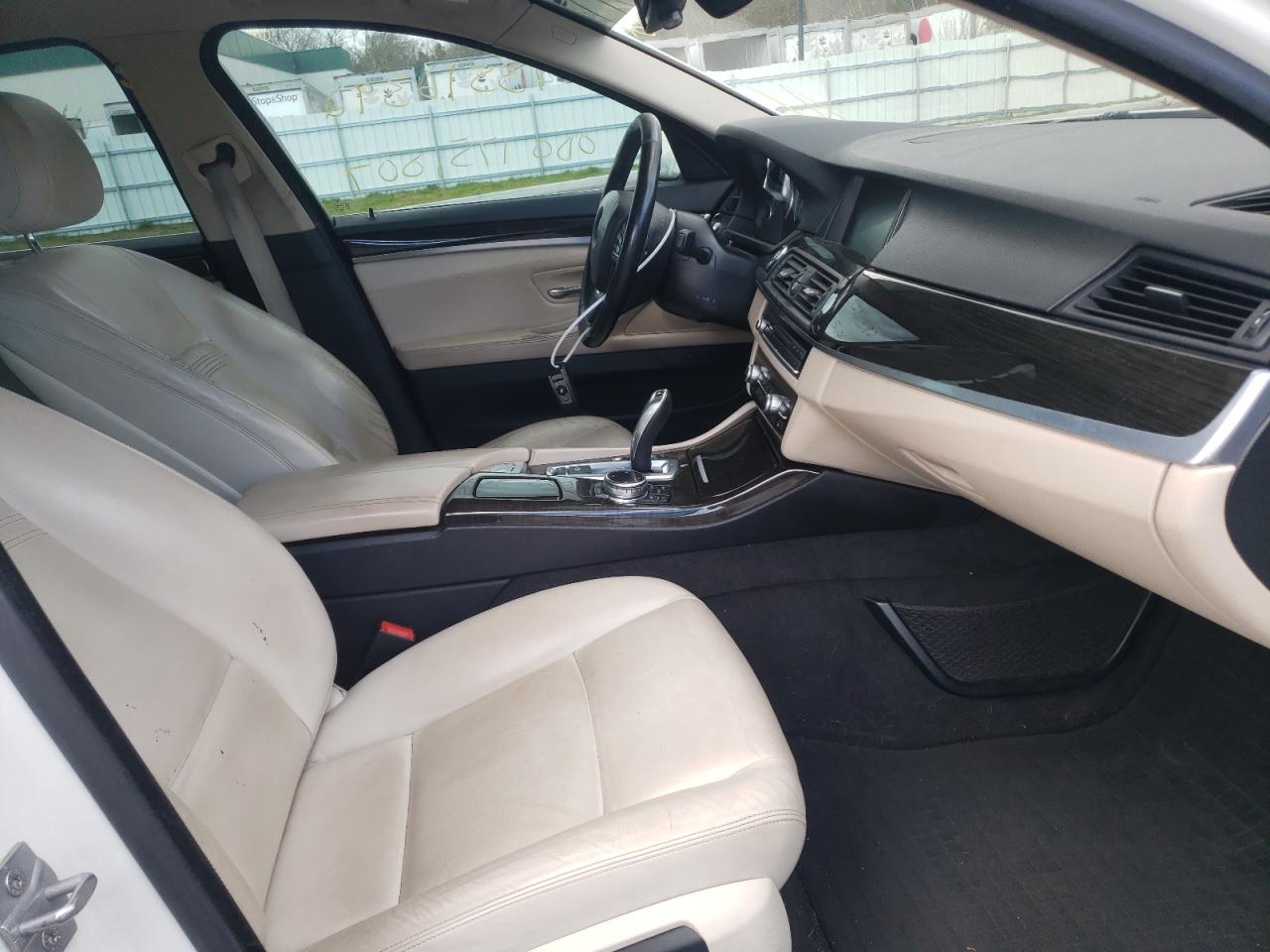 Photo 5 from auction – 2014 BMW 535 D XDRI with VIN WBAFV3C52ED684082