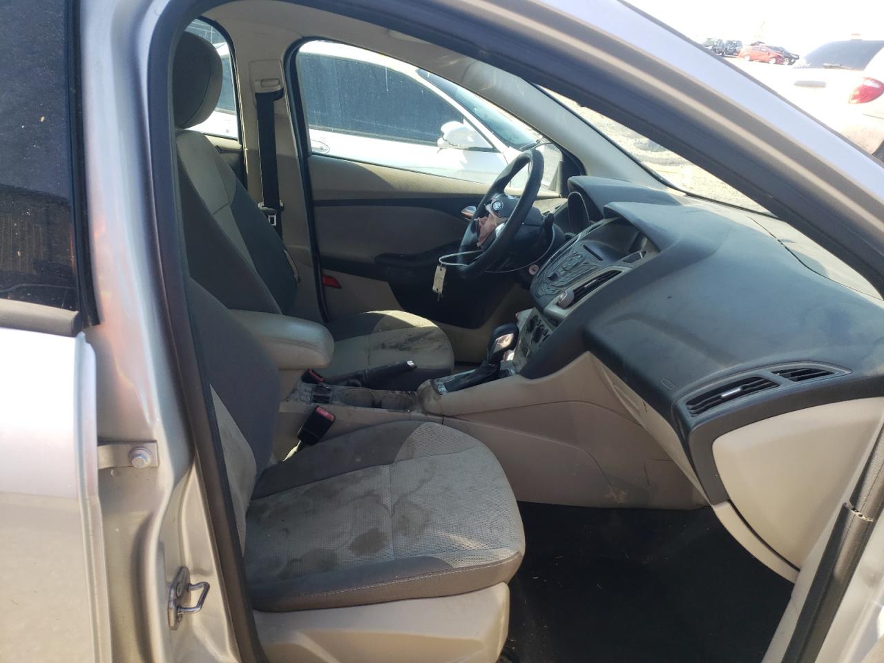 Photo 5 from auction – 2013 FORD FOCUS SE with VIN 1FADP3F25DL136237