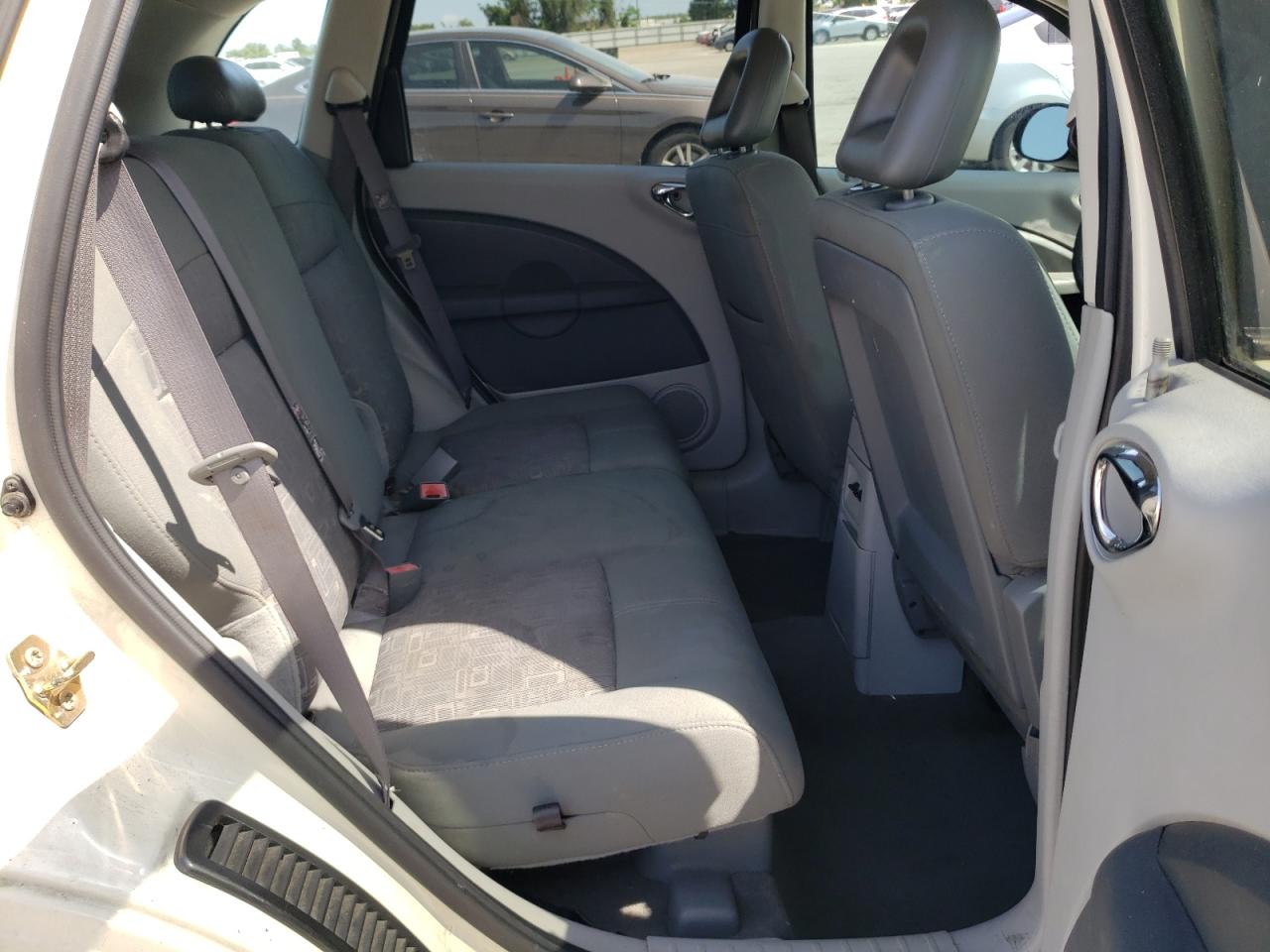 Photo 6 from auction – 2007 CHRYSLER PT CRUISER with VIN 3A4FY58B97T545840