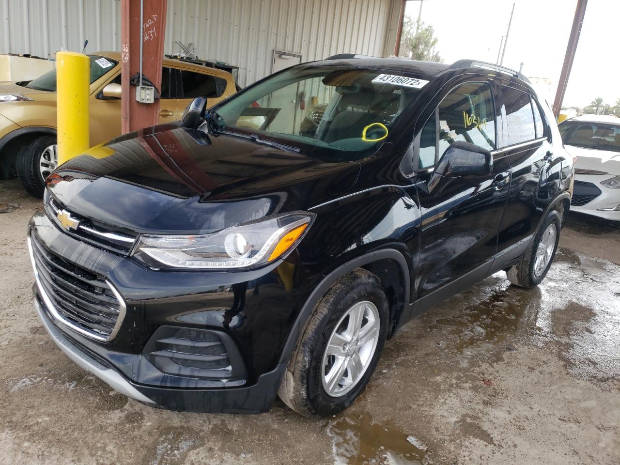 Photo 2 from auction – 2020 CHEVROLET TRAX 1LT with VIN 3GNCJLSB1LL205271