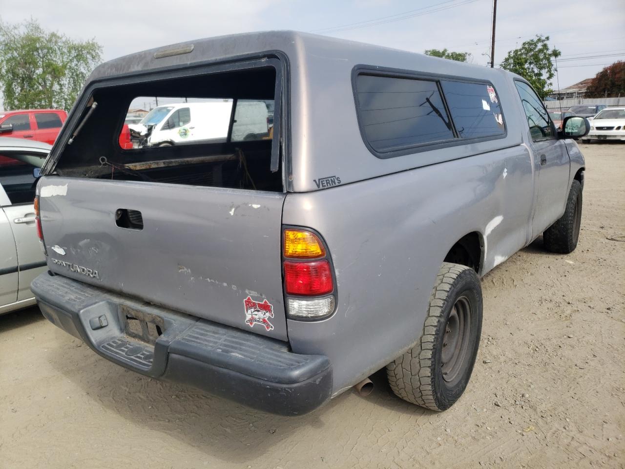 Photo 4 from auction – 2000 TOYOTA TUNDRA with VIN 5TBJN3218YS052085