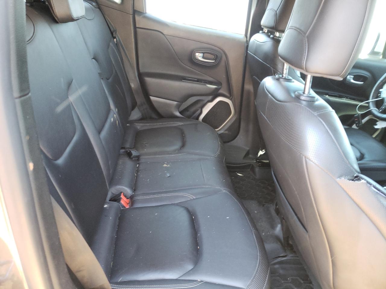 Photo 6 from auction – 2017 JEEP RENEGADE L with VIN ZACCJADB9HPF12681