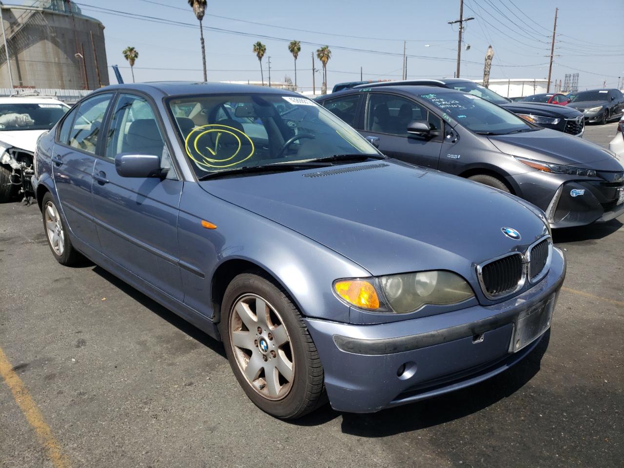 BMW 325 I 2003 with VIN WBAET37423NJ24704 - Photo from auction