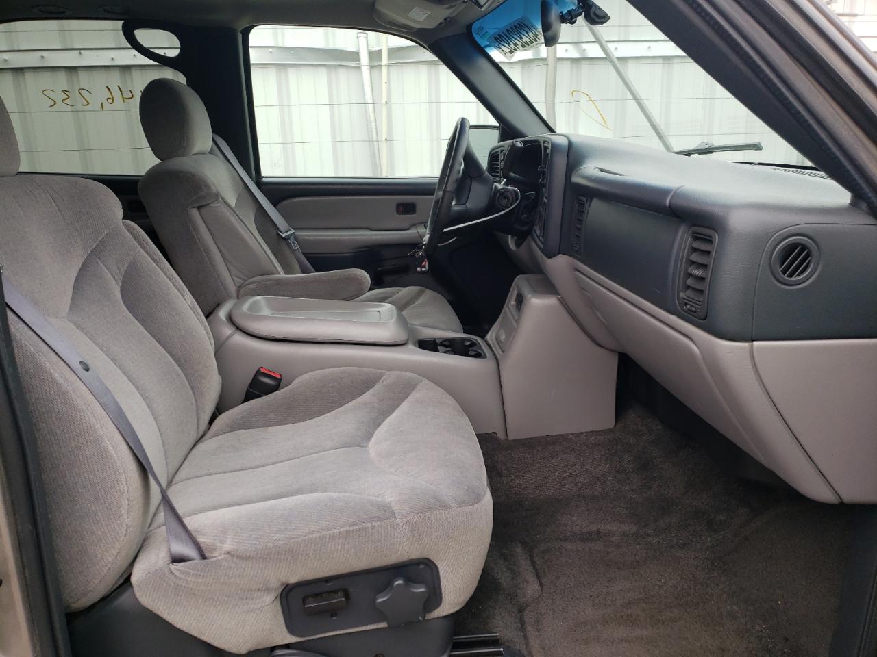 Photo 5 from auction – 2001 GMC YUKON with VIN 1GKEK13TX1J101784