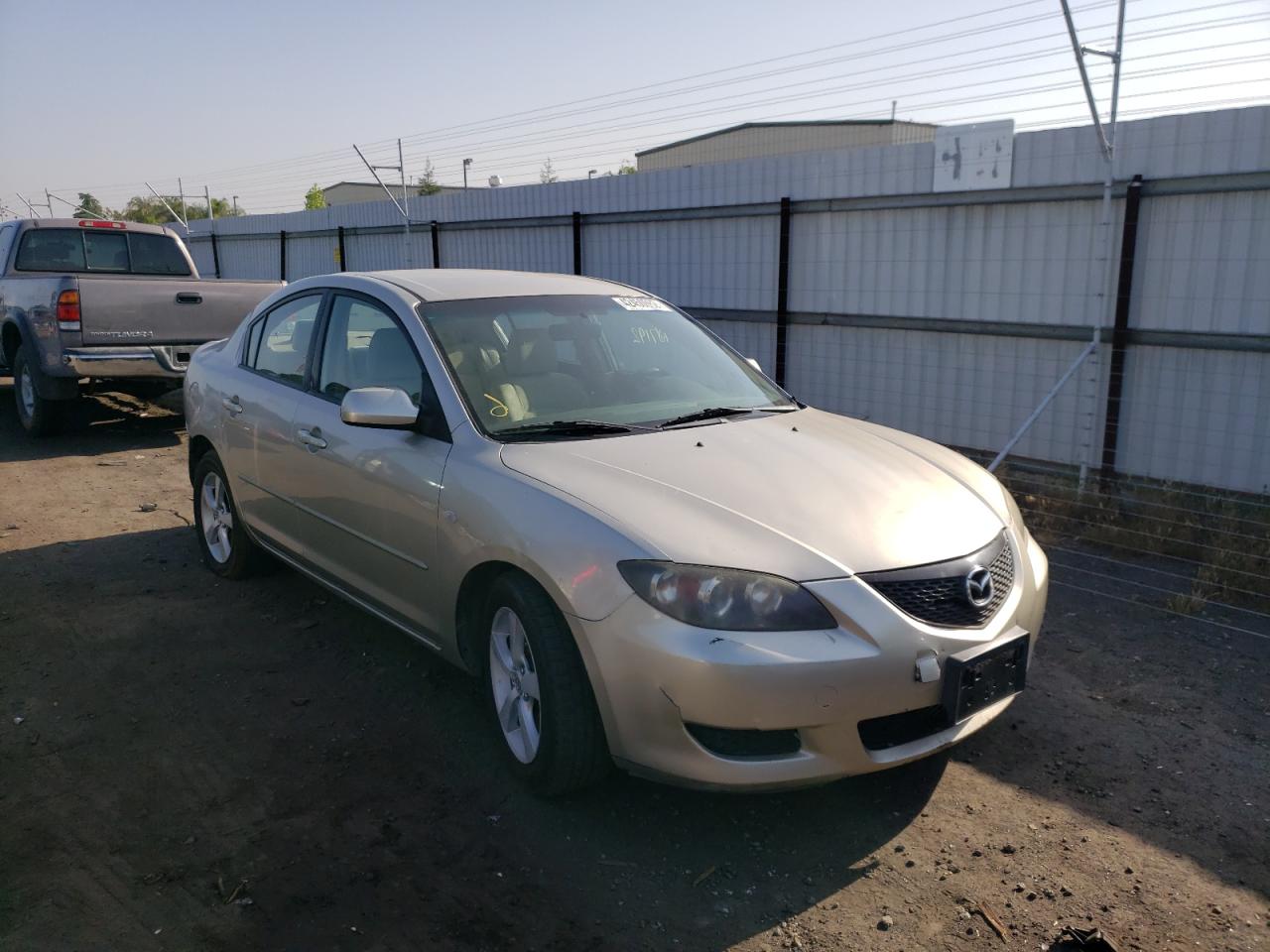 MAZDA 3 I 2005 with VIN JM1BK12F351245774 - Photo from auction