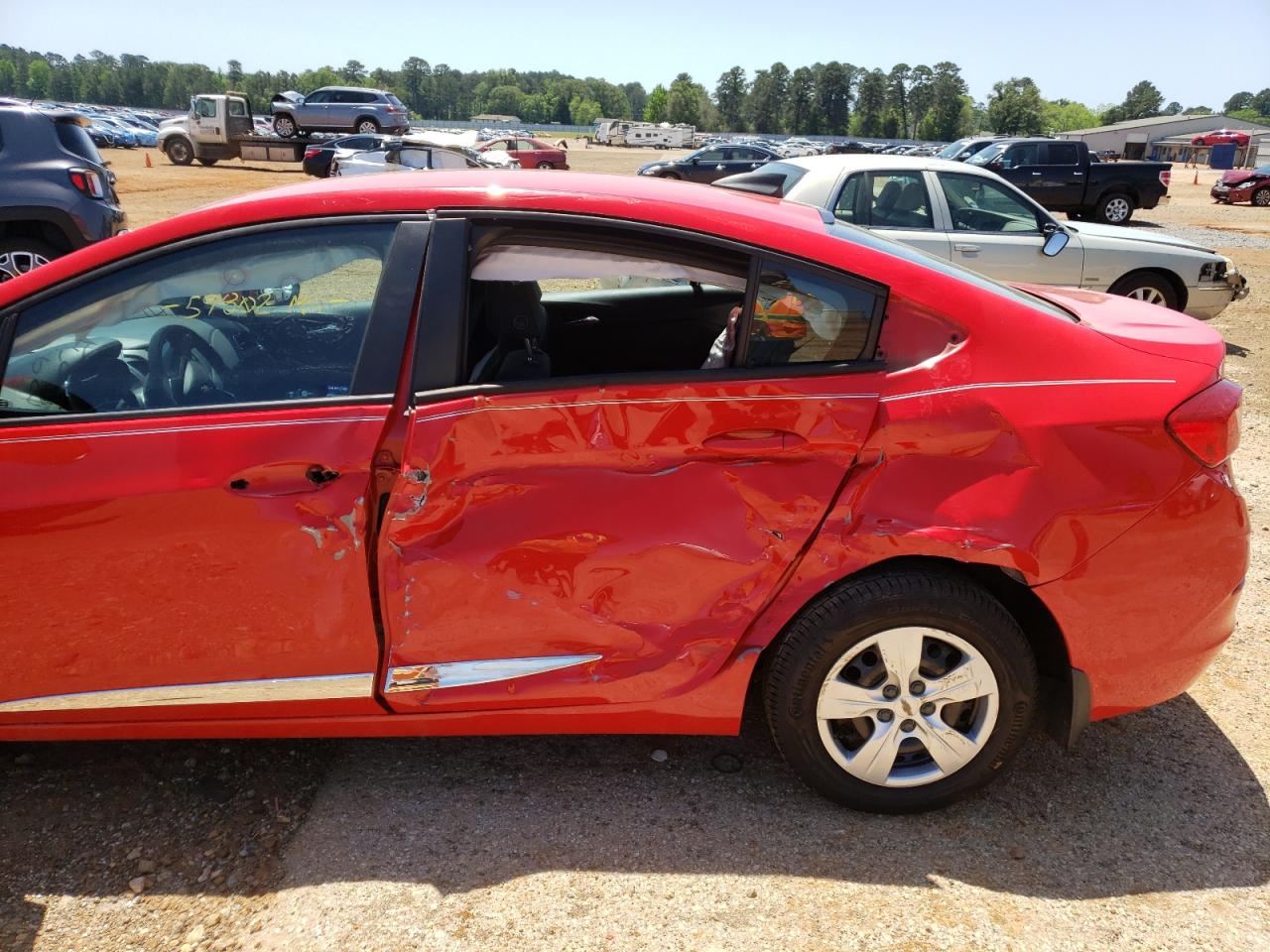 Photo 18 from auction – 2018 CHEVROLET CRUZE LS with VIN 1G1BC5SM3J7122169