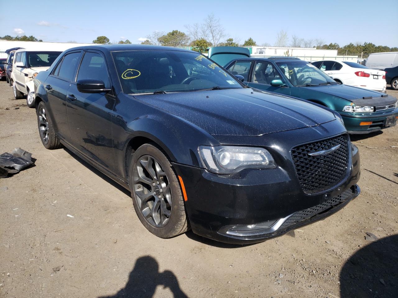 CHRYSLER 300 V8 2015 with VIN 2C3CCABT8FH830249 - Photo from auction