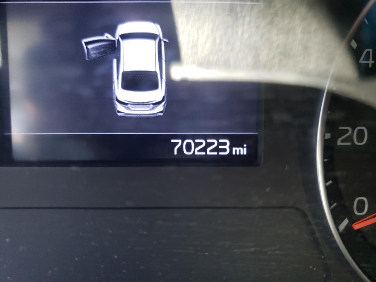 Photo 8 from auction – 2019 KIA FORTE FE with VIN 3KPF24AD7KE040535