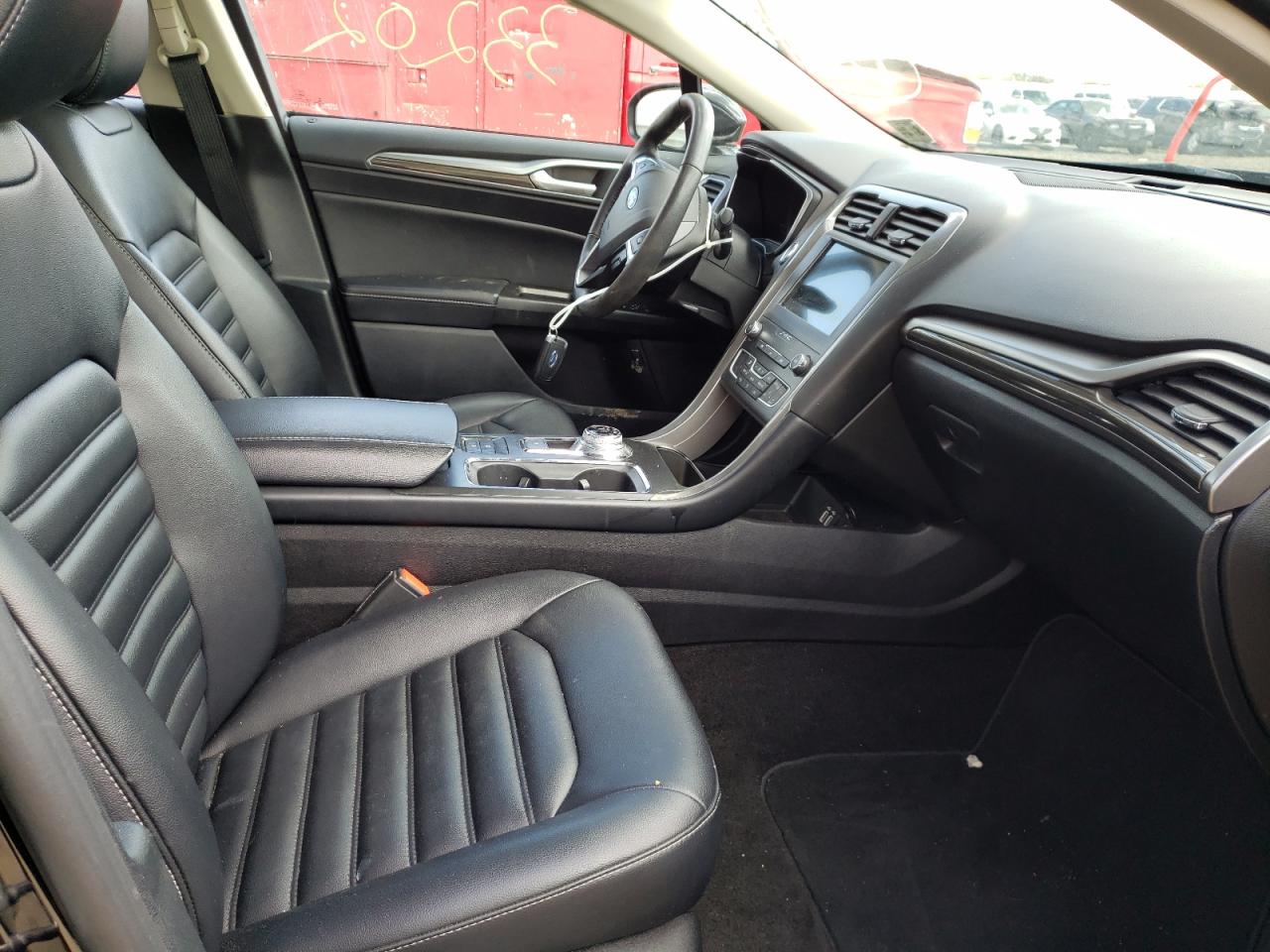 Photo 5 from auction – 2019 FORD FUSION SEL with VIN 3FA6P0MUXKR223464
