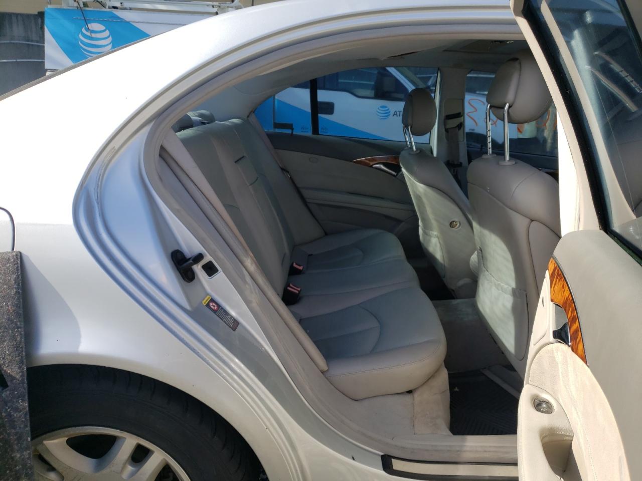 Photo 6 from auction – 2003 MERCEDES-BENZ E 320 with VIN WDBUF65J63A112349