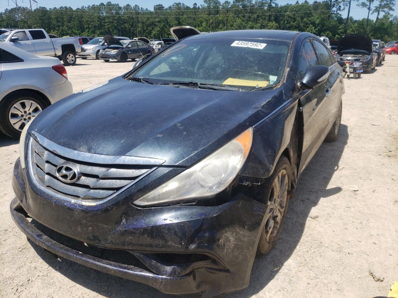 Photo 2 from auction – 2011 HYUNDAI SONATA SE with VIN 5NPEC4AB9BH298638
