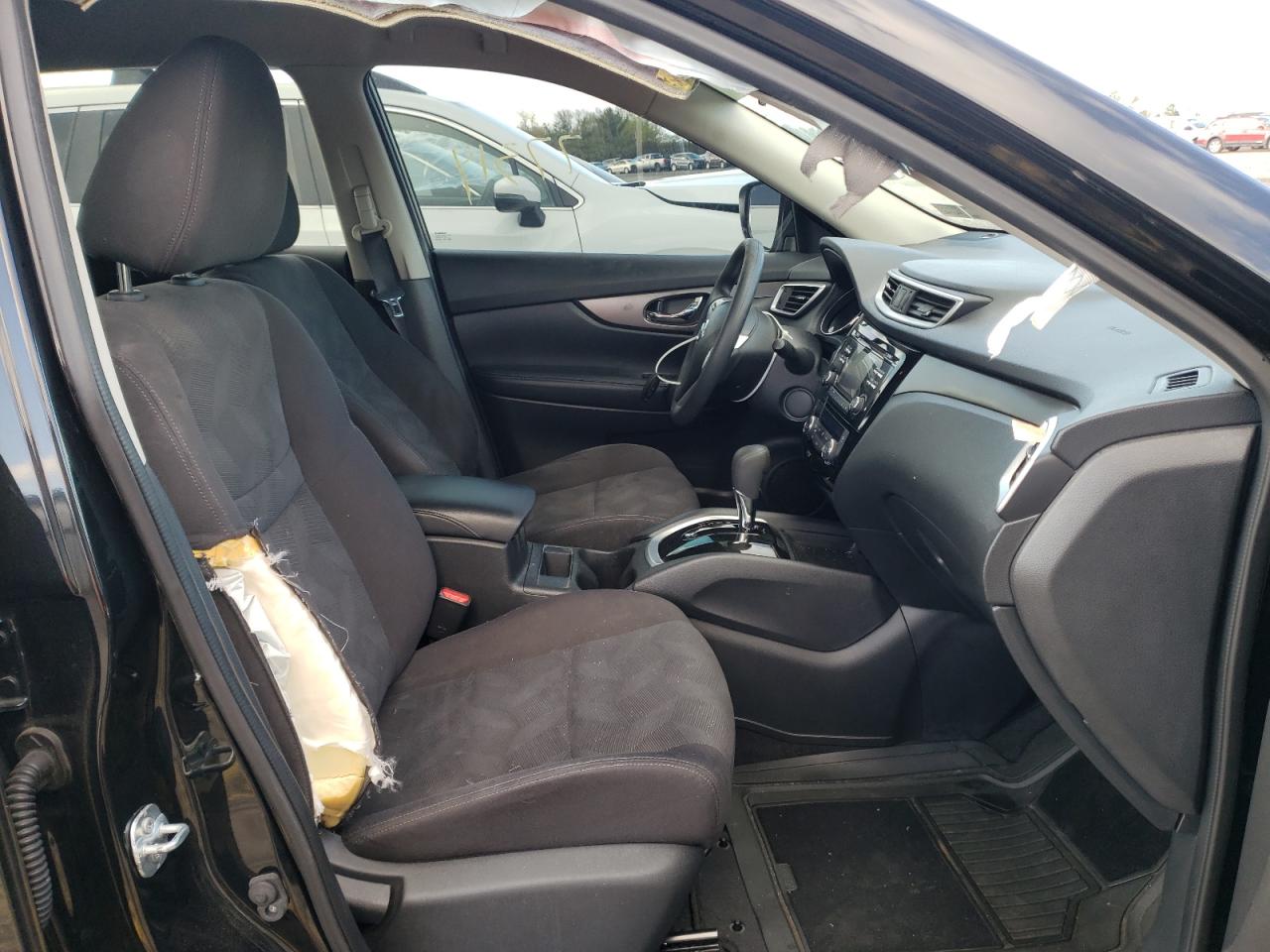 Photo 5 from auction – 2016 NISSAN ROGUE S with VIN KNMAT2MV1GP697869