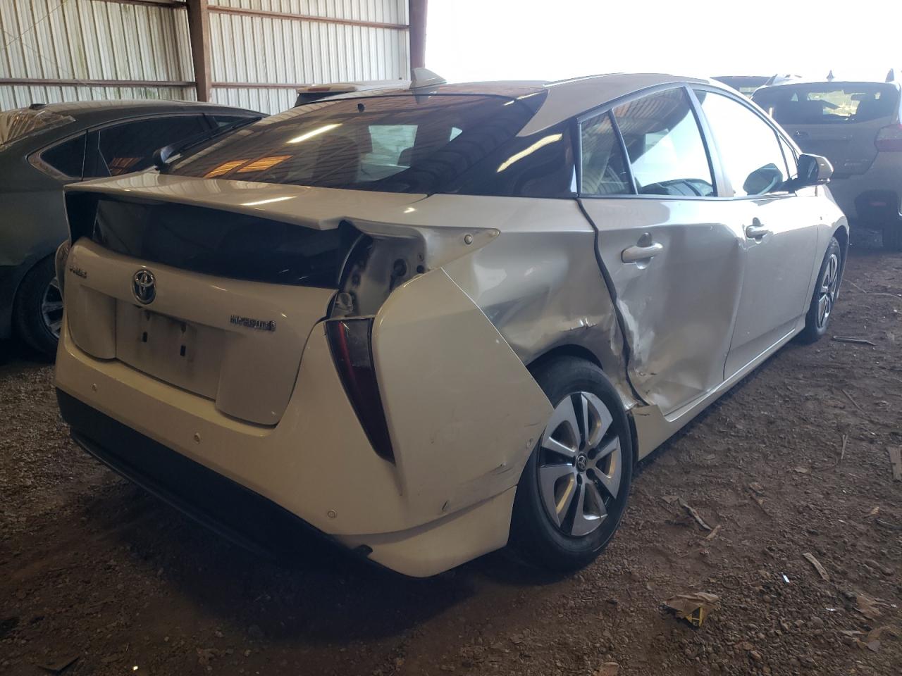 Photo 4 from auction – 2018 TOYOTA PRIUS with VIN JTDKARFU4J3546143