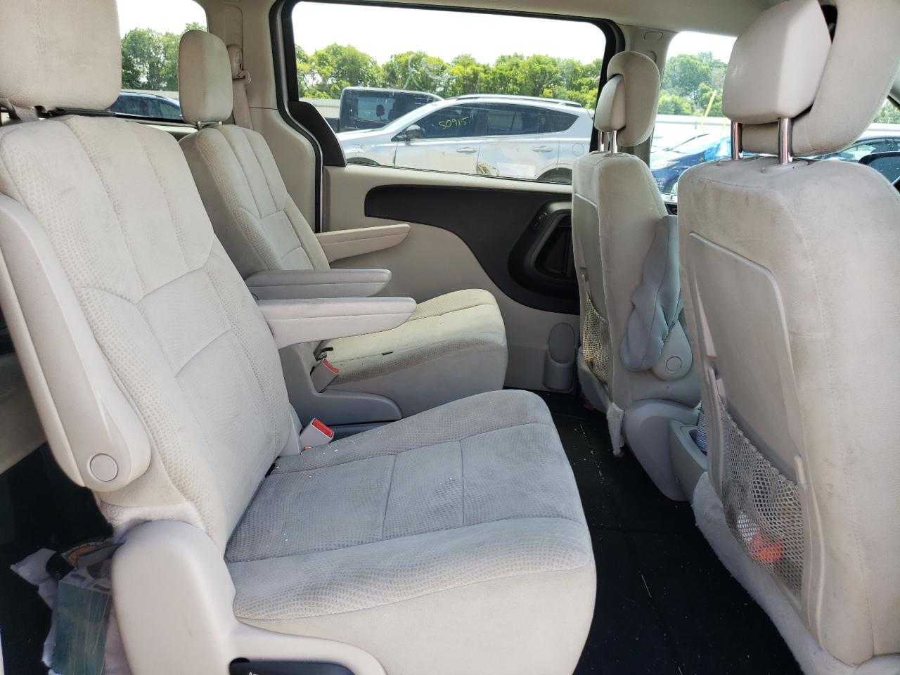 Photo 6 from auction – 2014 DODGE GRAND CARA with VIN 2C4RDGCG0ER114221