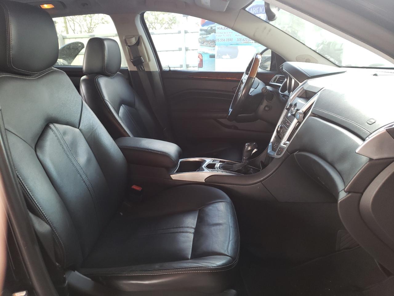 Photo 5 from auction – 2012 CADILLAC SRX LUXURY with VIN 3GYFNAE32CS503072