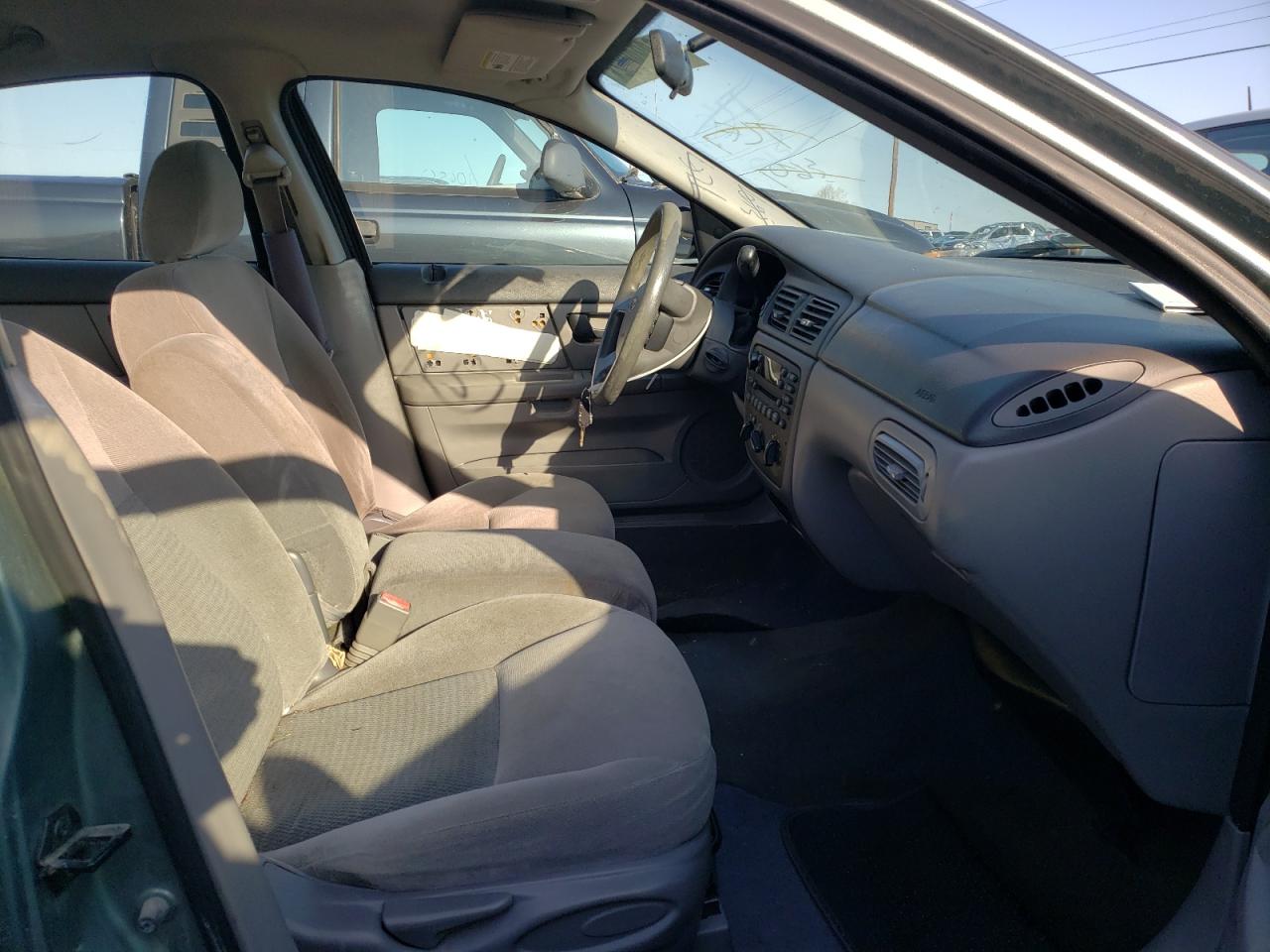 Photo 5 from auction – 2007 FORD TAURUS SE with VIN 1FAFP53U17A106789